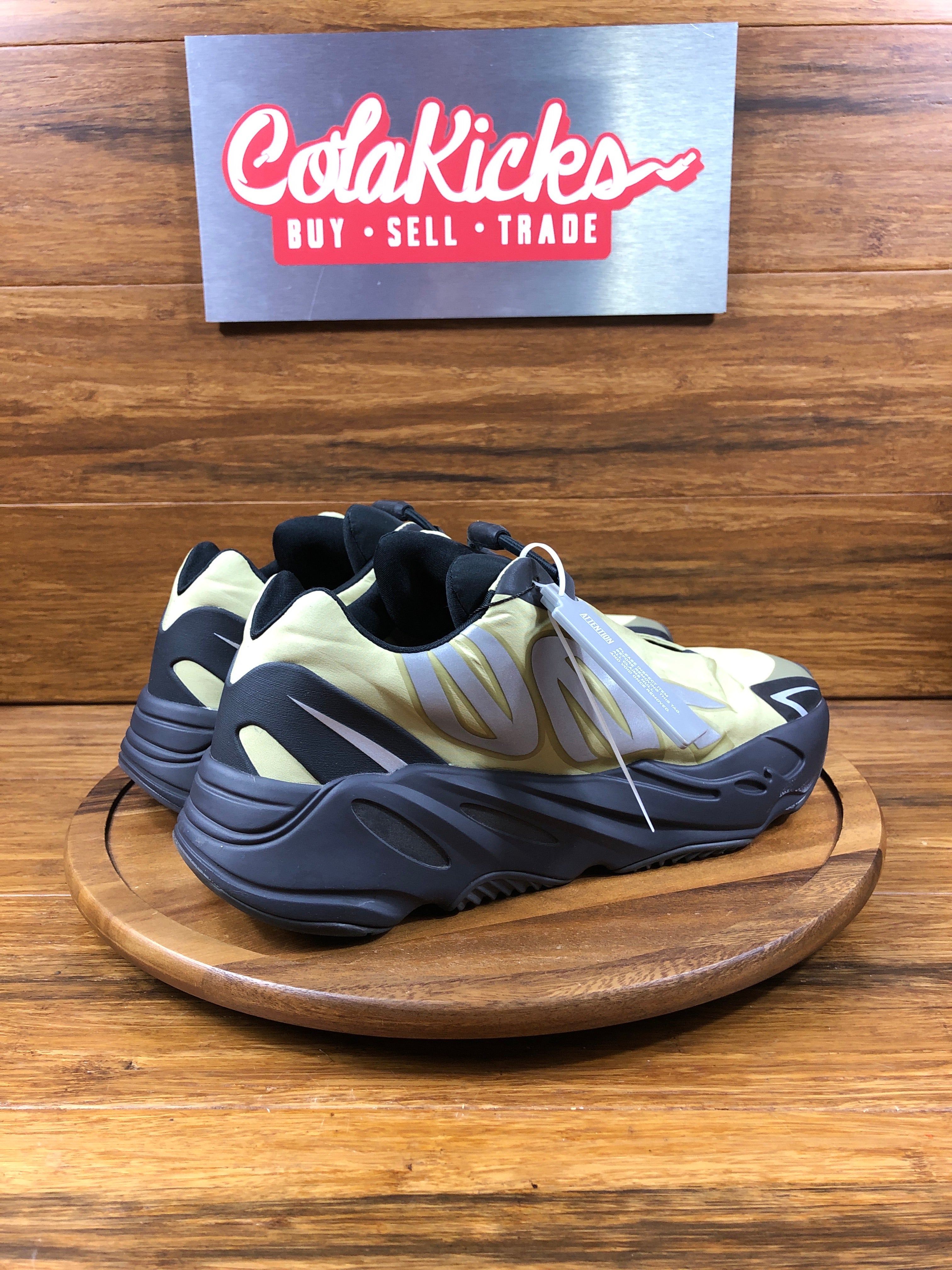 adidas Yeezy Boost 700 MNVN Resin