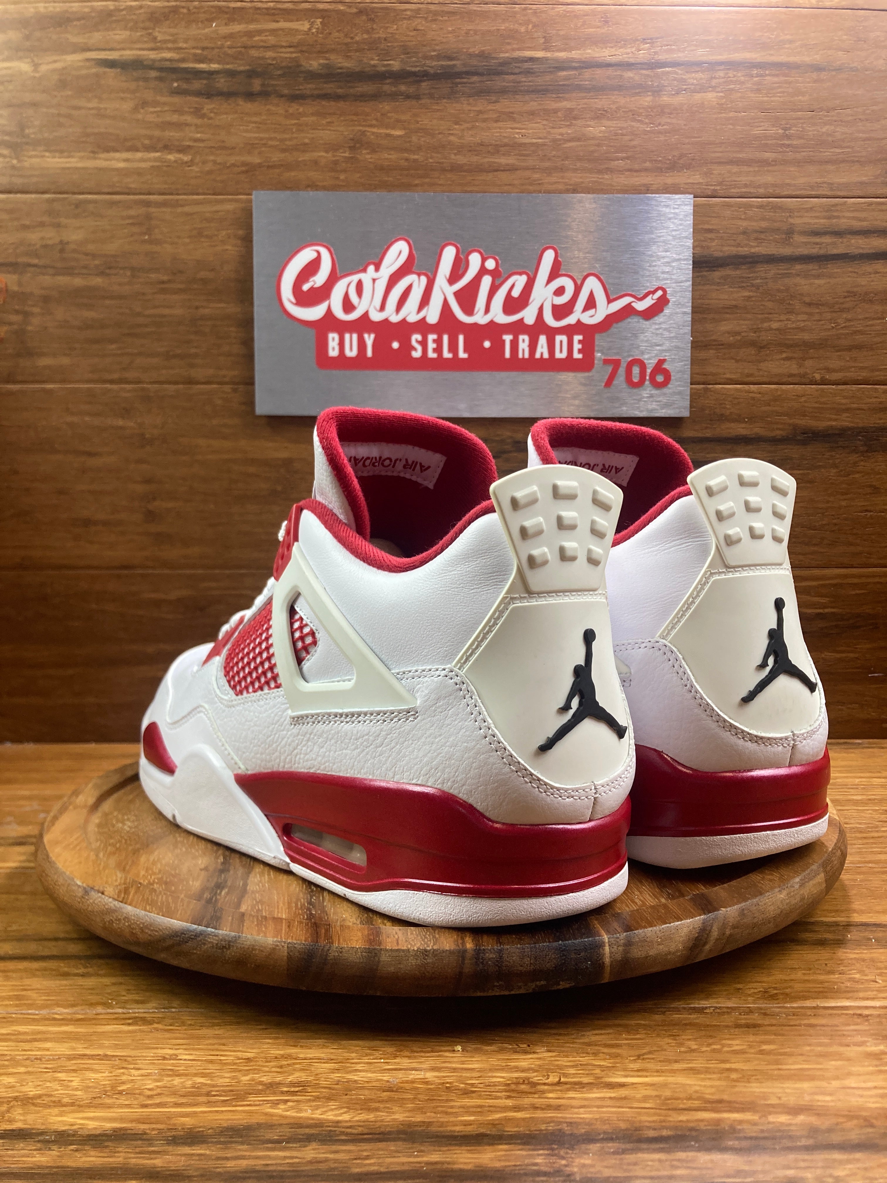 Jordan 4 Retro Alternate 89