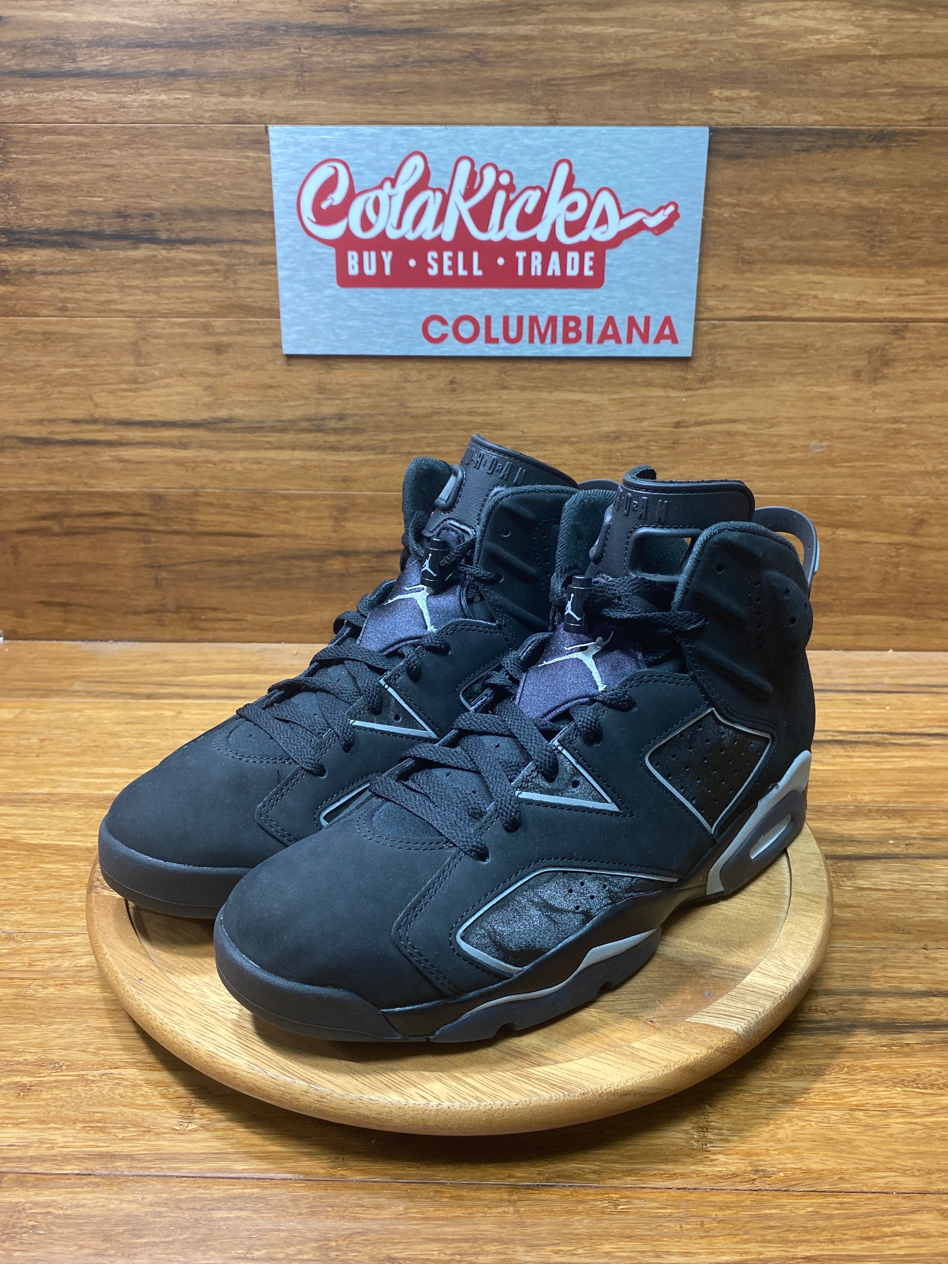 Jordan 6 Retro Cap and Gown