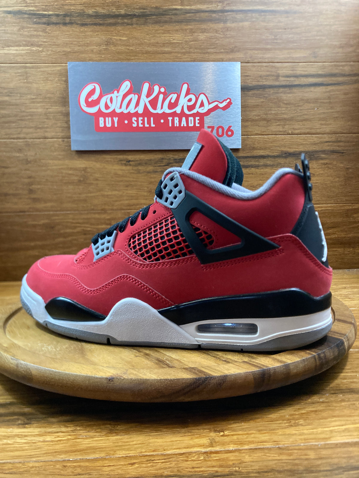 Jordan 4 Retro Toro Bravo (2026)