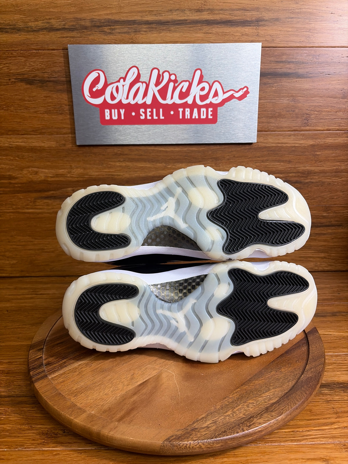 Jordan 11 Retro DMP Gratitude (2023)