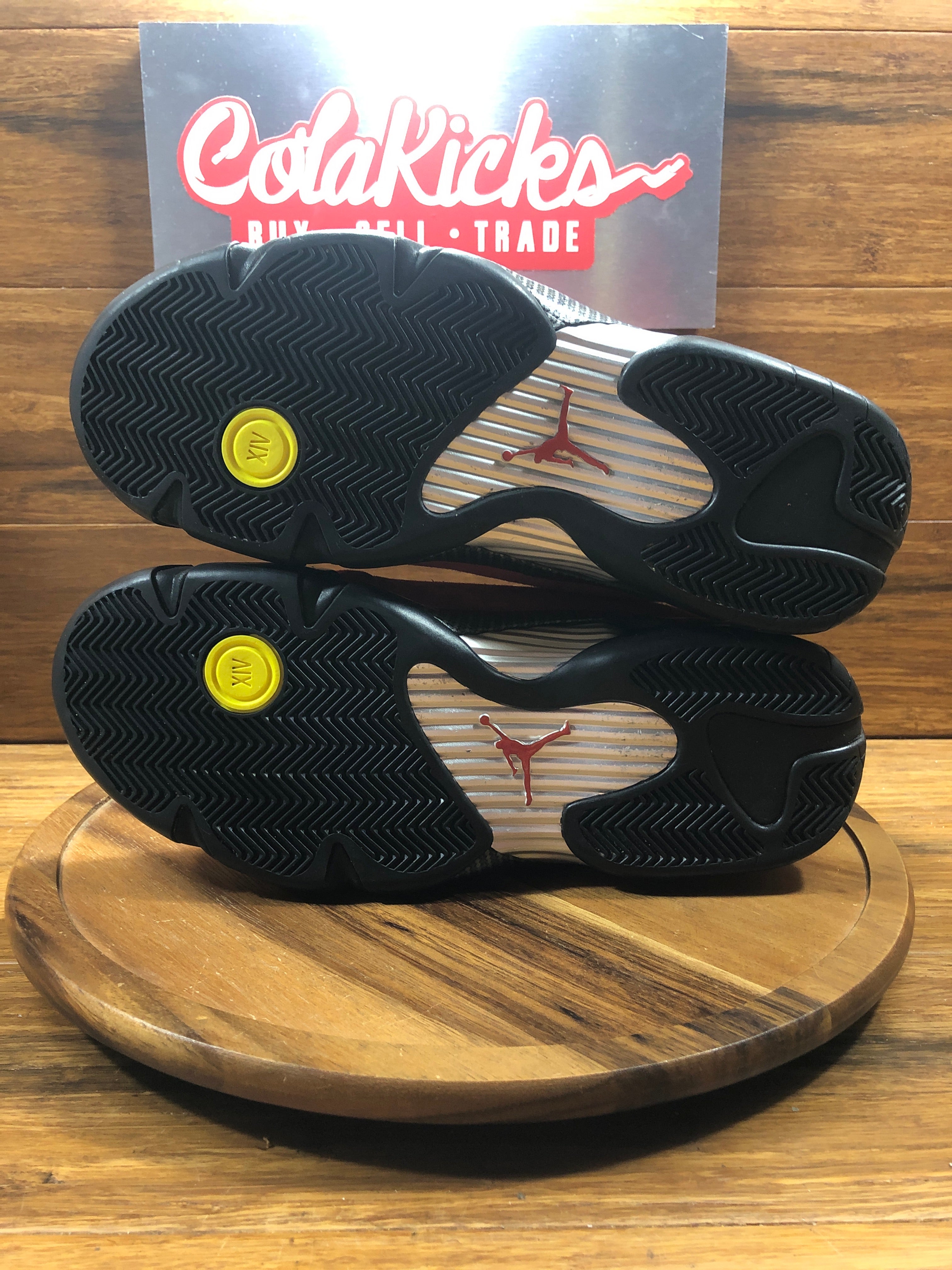 Jordan 14 Retro Ferrari (2025)