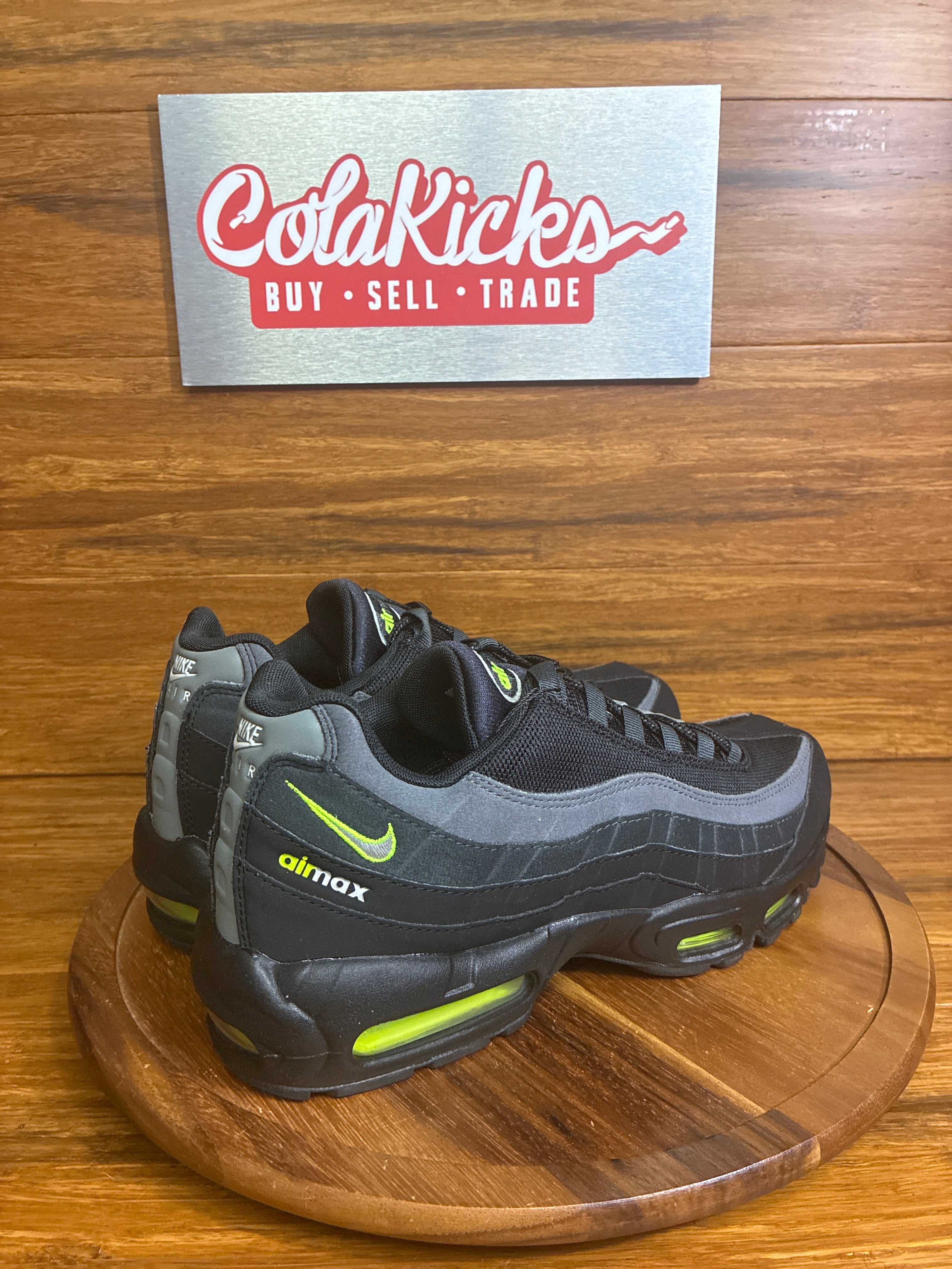 Nike Air Max 95 Black Neon