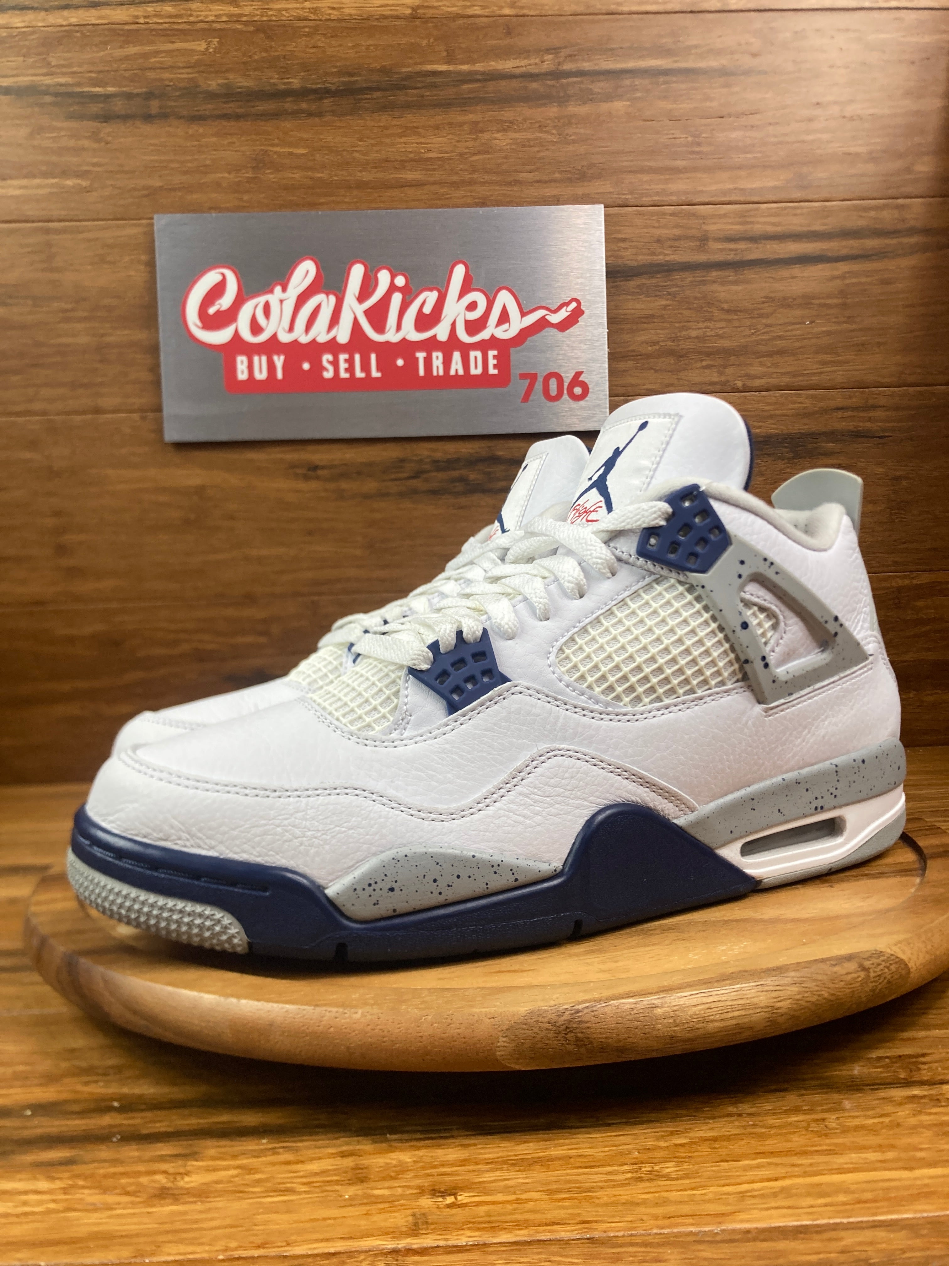 Jordan 4 Retro Midnight Navy