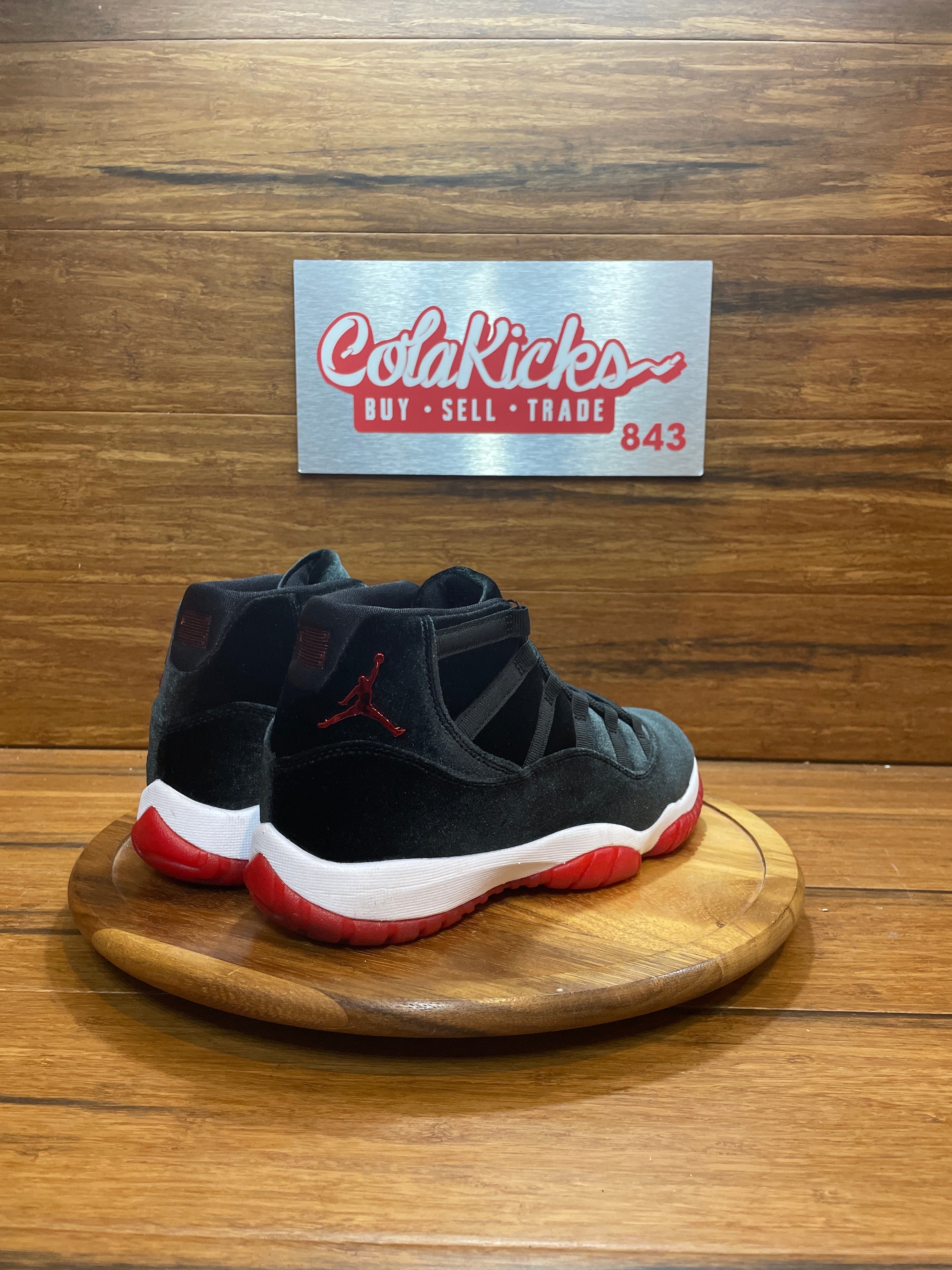 Jordan 11 Retro Bred Velvet (Women's)