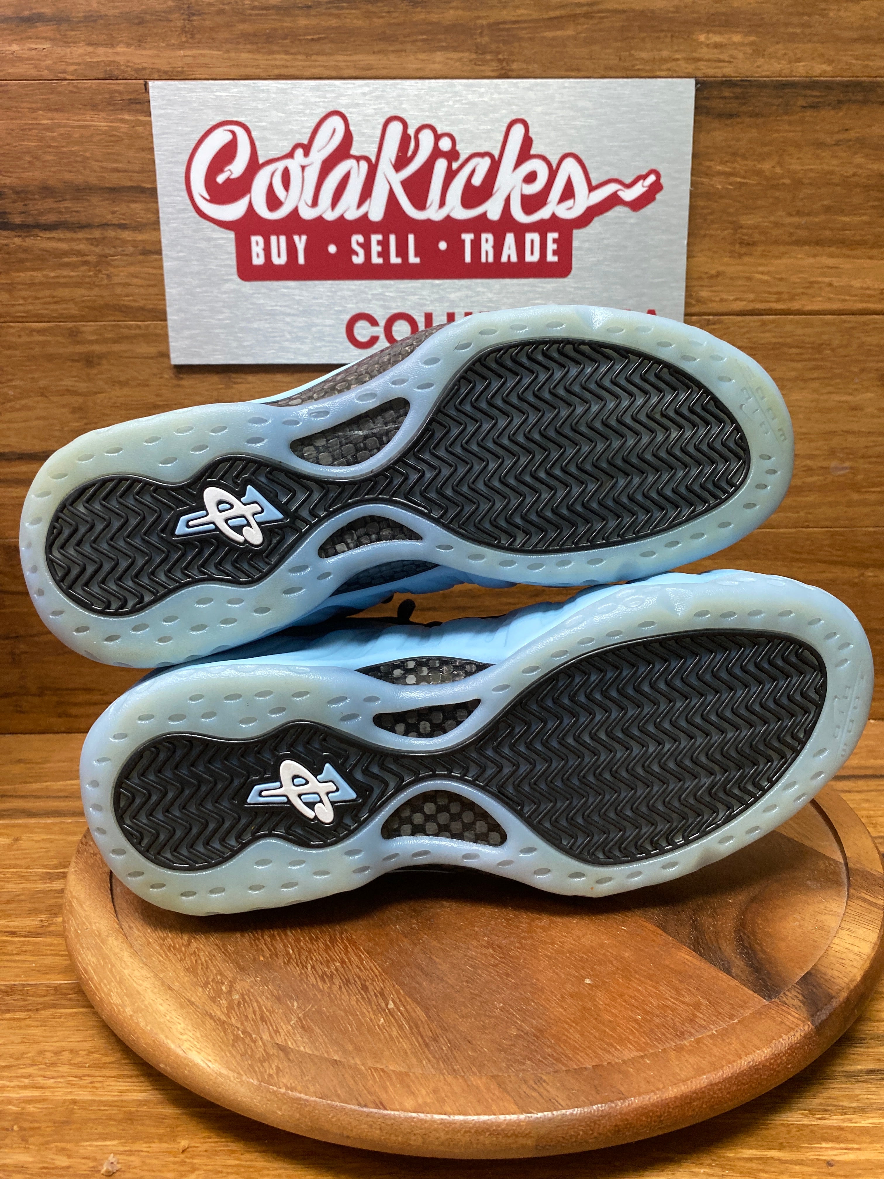 Nike Air Foamposite One Psychic Blue