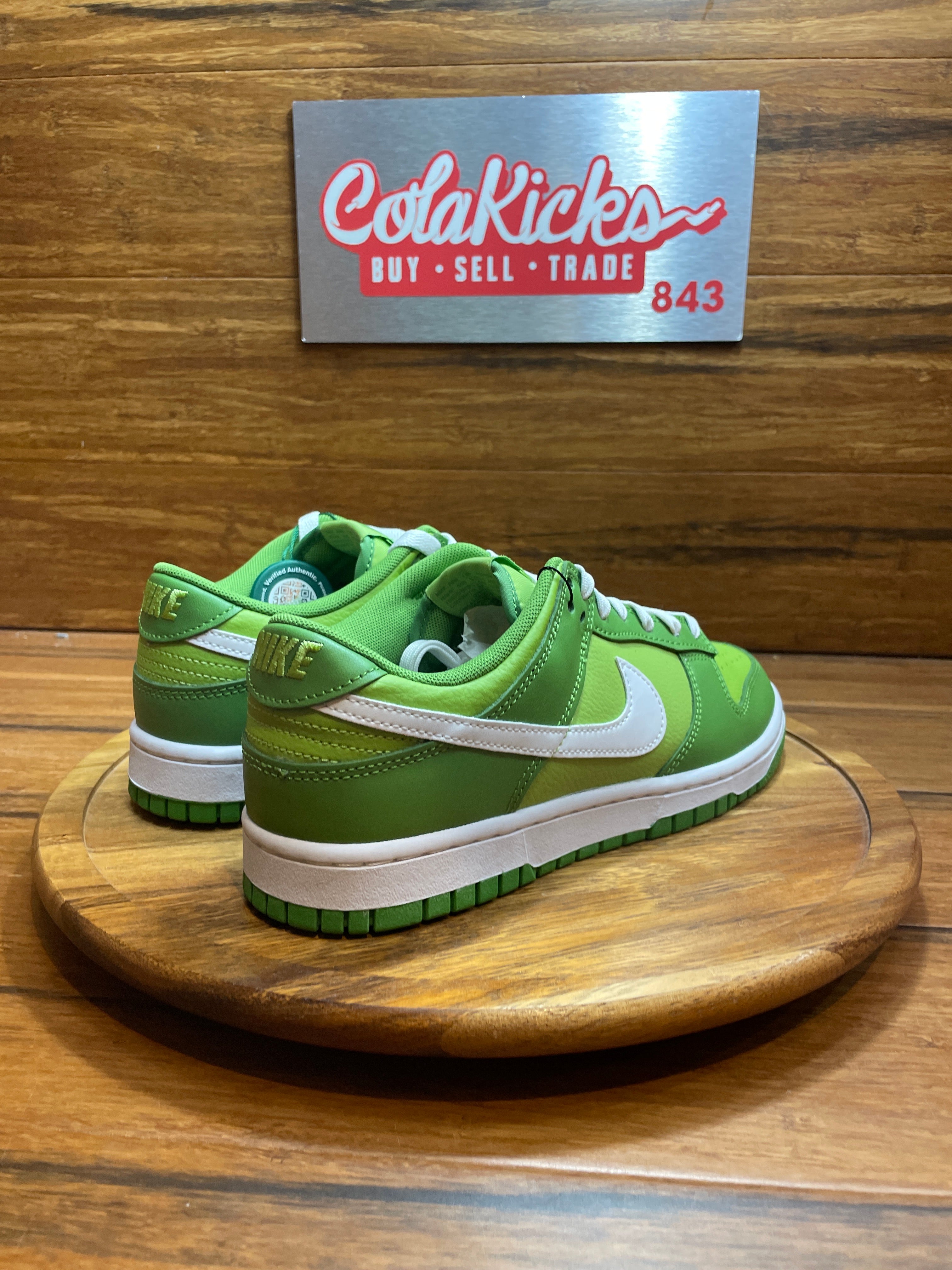Nike Dunk Low Chlorophyll