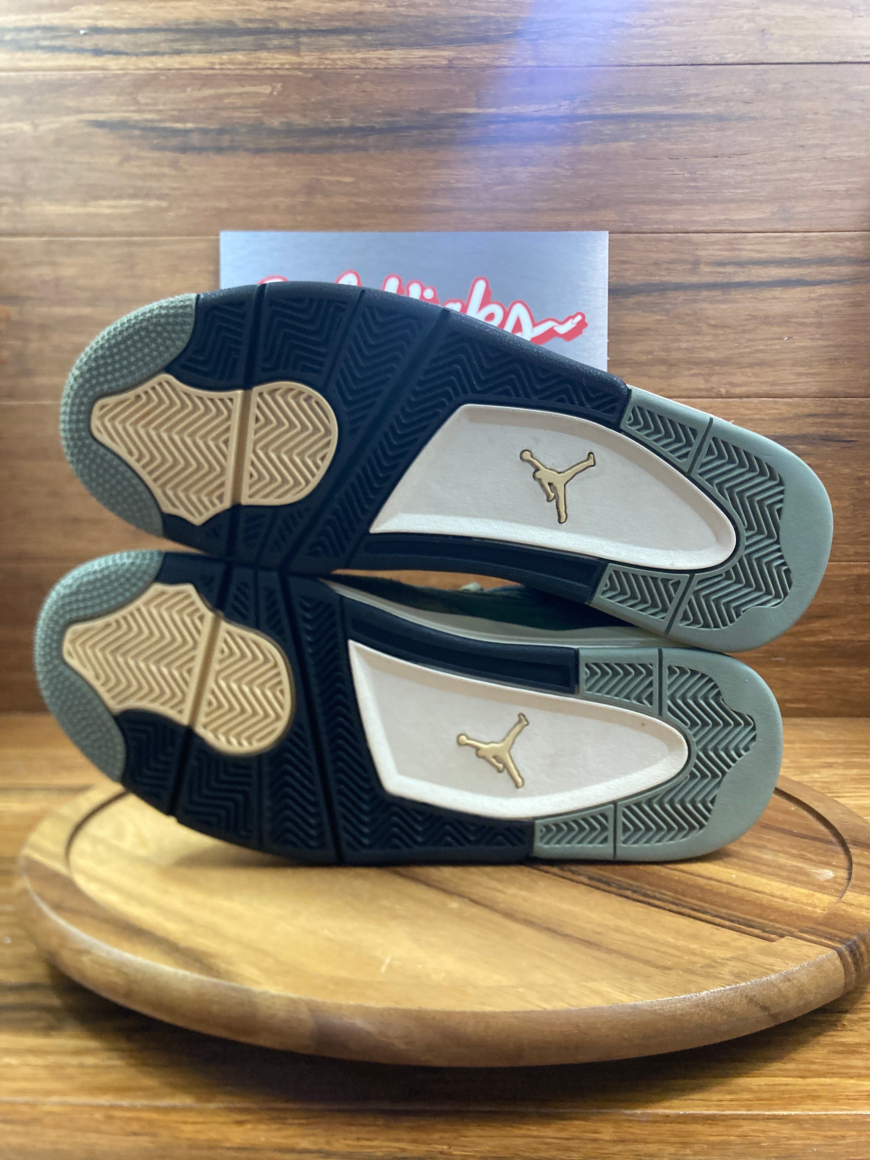 Jordan 4 Retro SE Craft Medium Olive