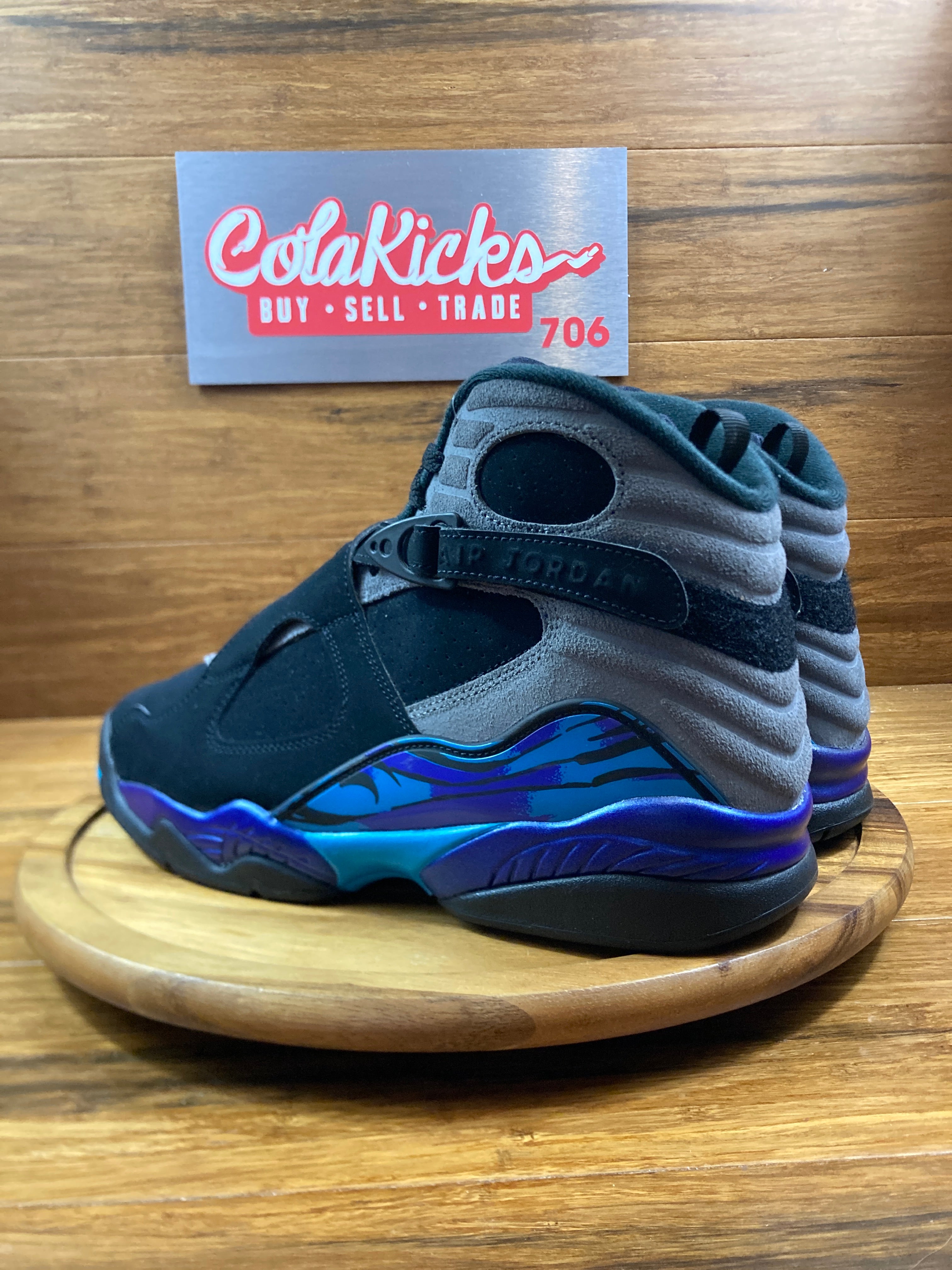 Jordan 8 Retro Aqua (2025)