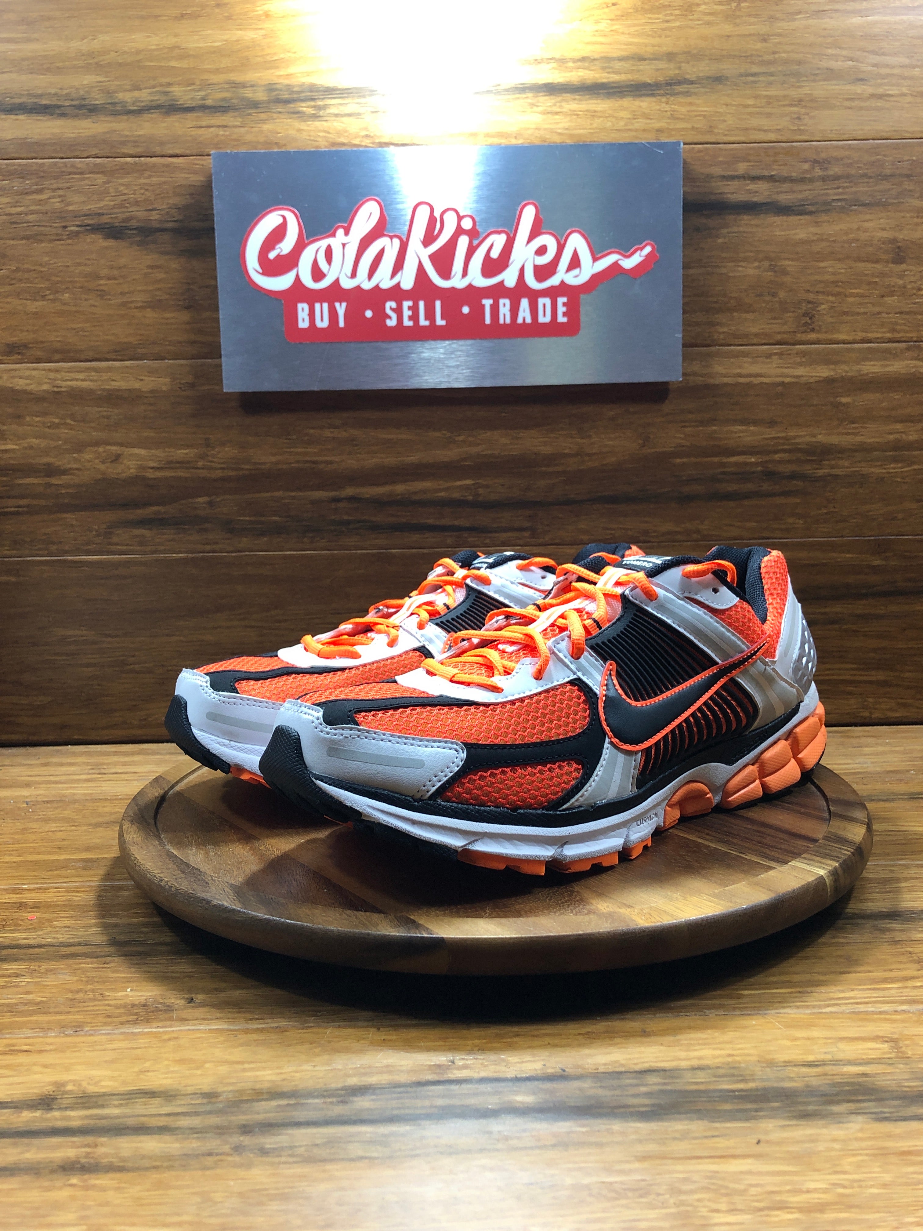 Nike Zoom Vomero 5 Total Orange