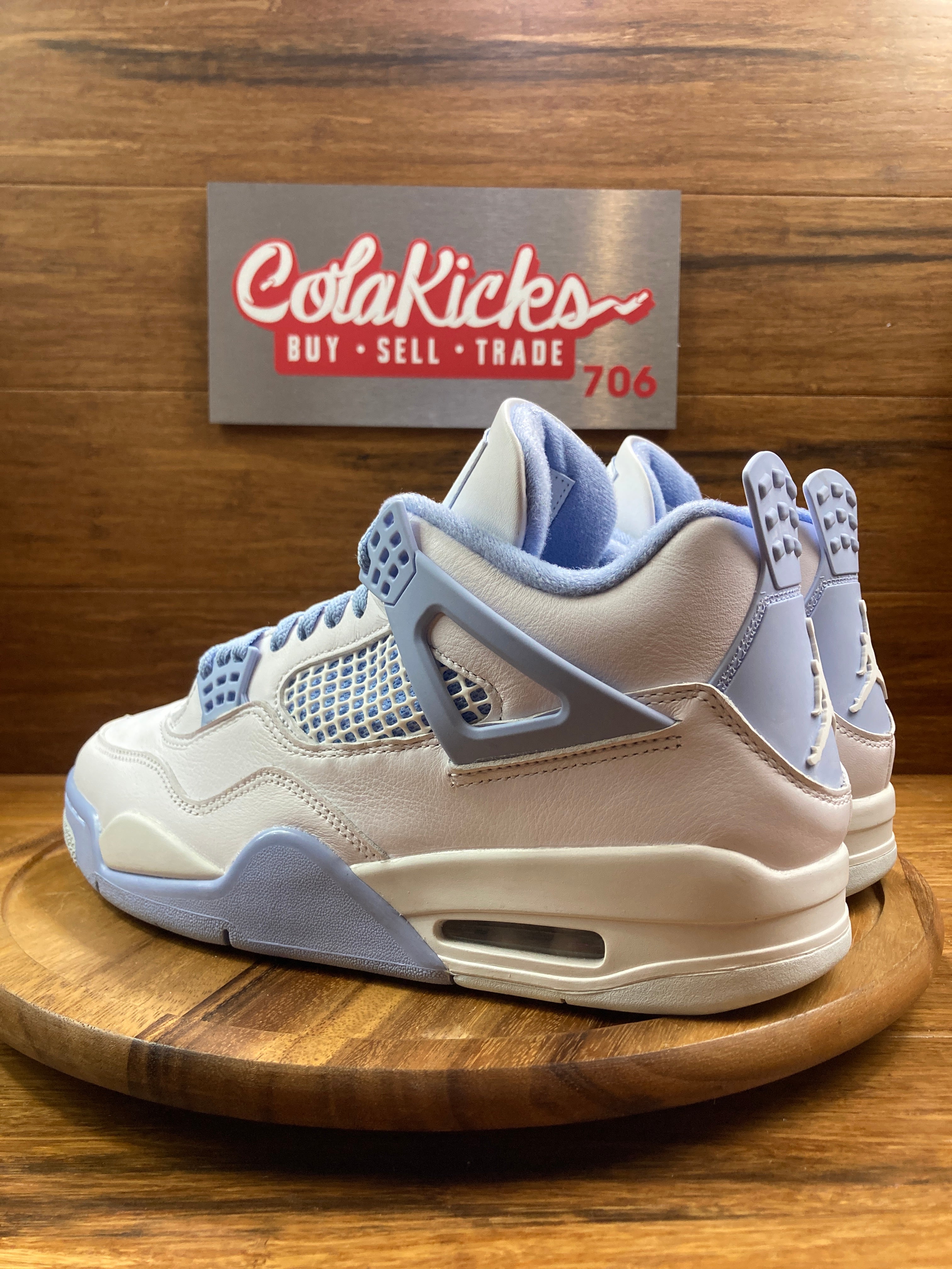 Jordan 4 Retro Forget Me Not (Women's)