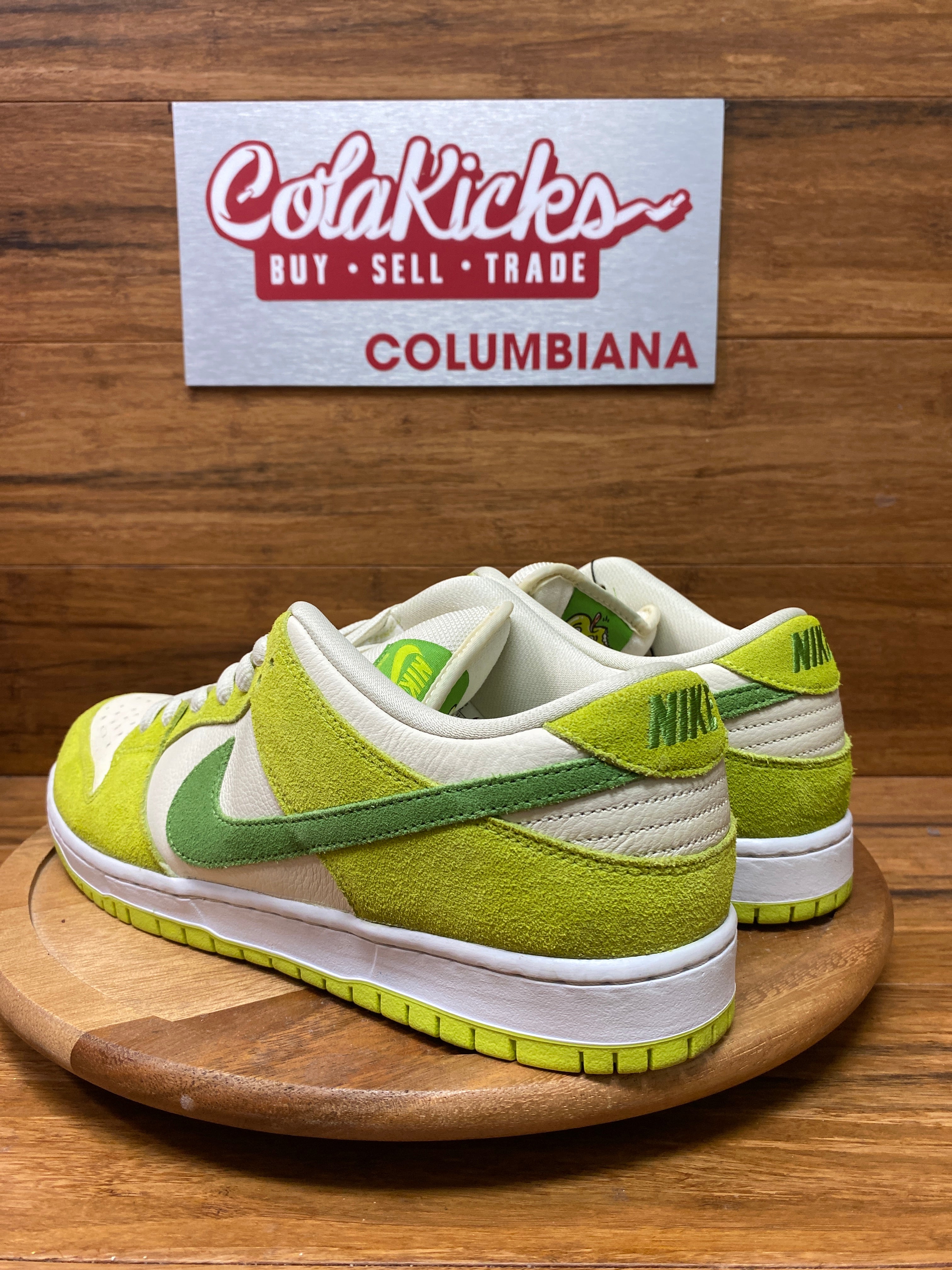 Nike SB Dunk Low Green Apple (Buetile Special Box)