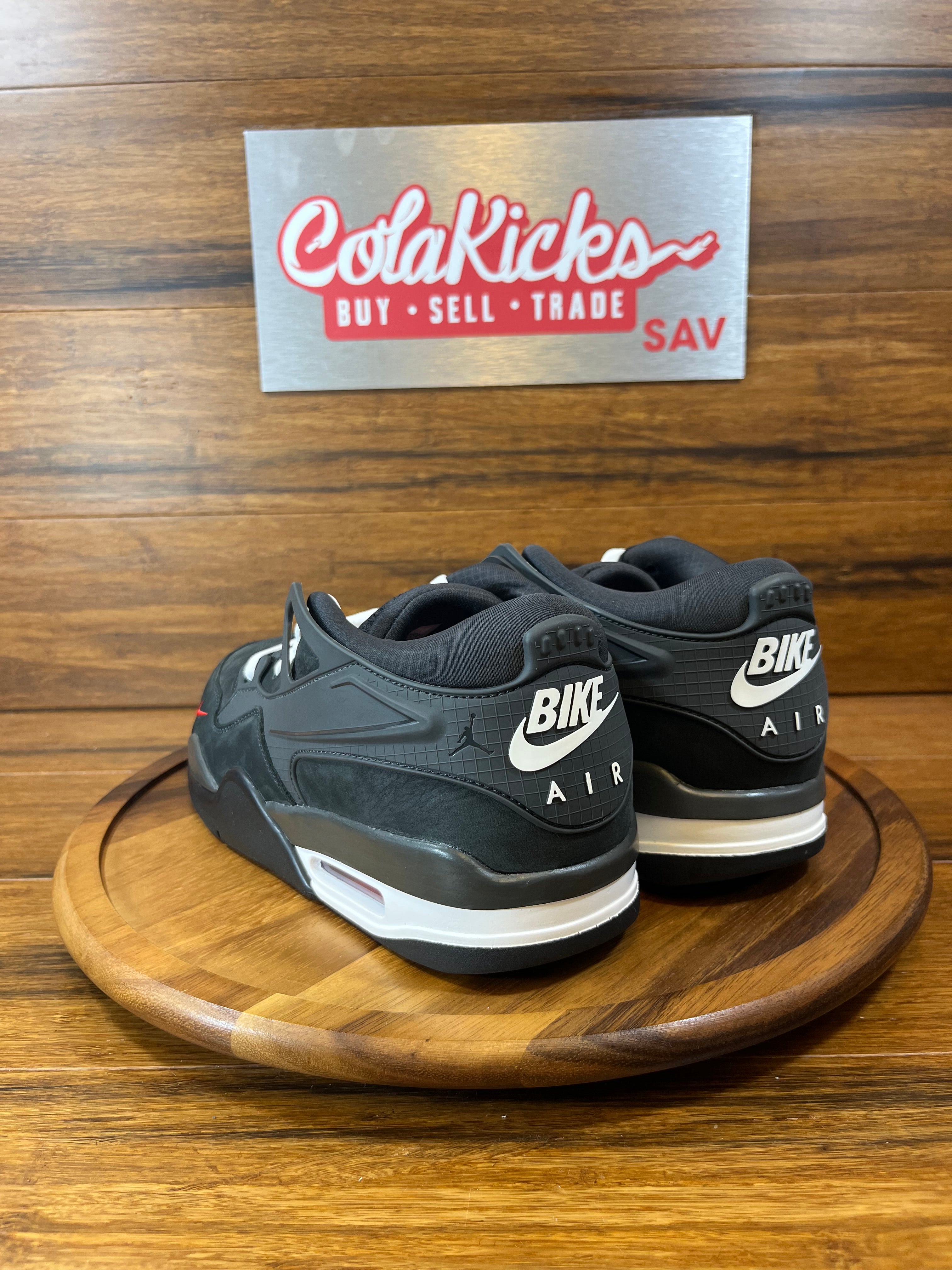 Jordan 4 RM SP Nigel Sylvester Driveway Grey