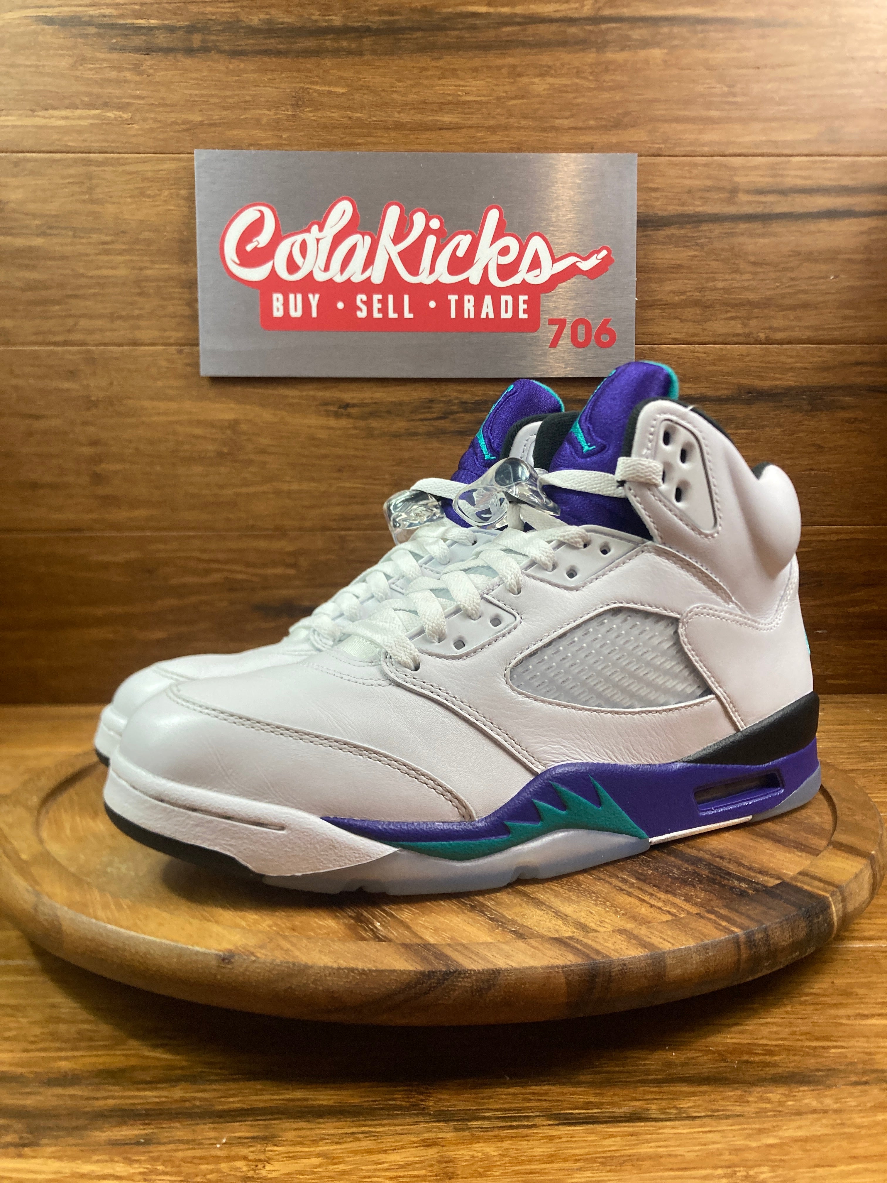 Jordan 5 Retro Grape (2025)