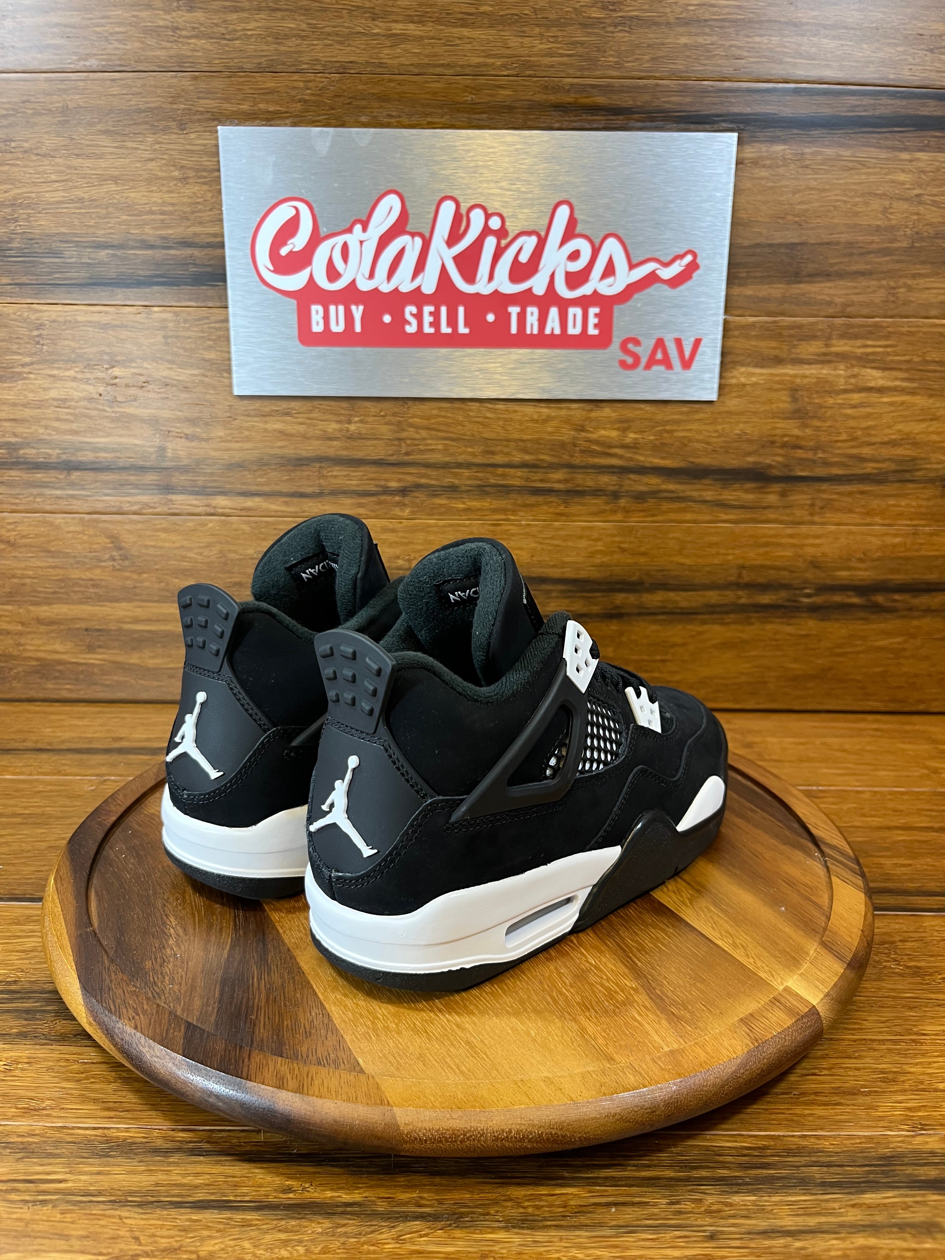 Jordan 4 Retro White Thunder (GS)