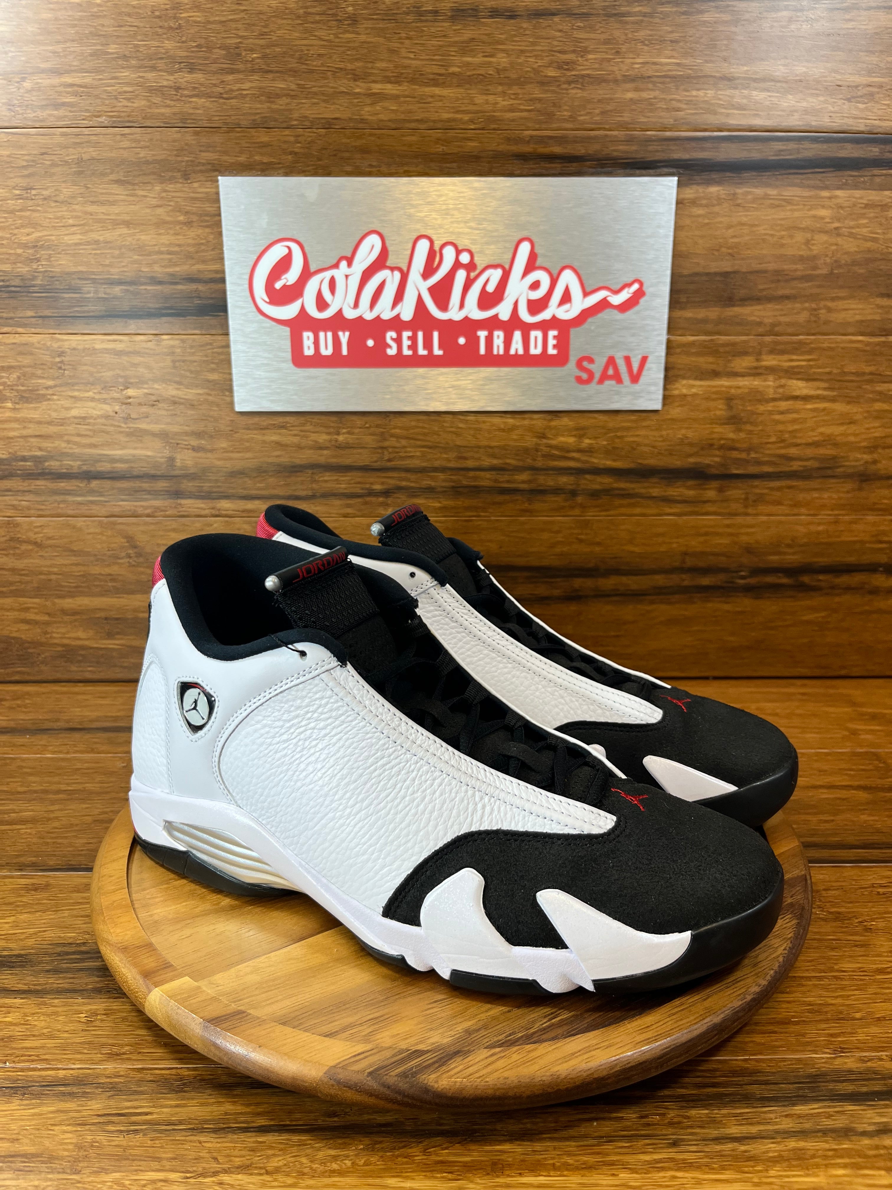 Jordan 14 Retro Black Toe (2024)
