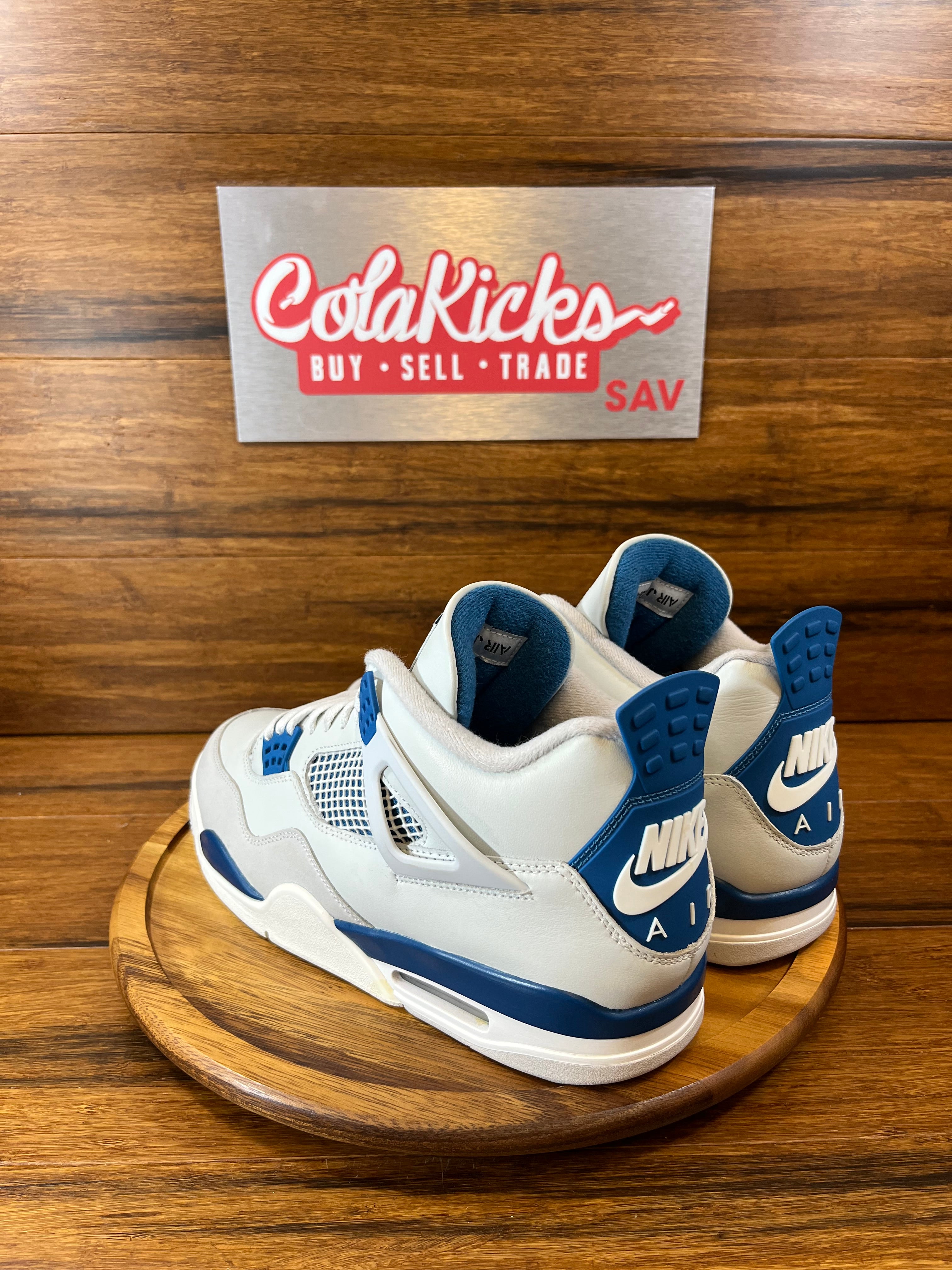 Jordan 4 Retro Military Blue (2024)