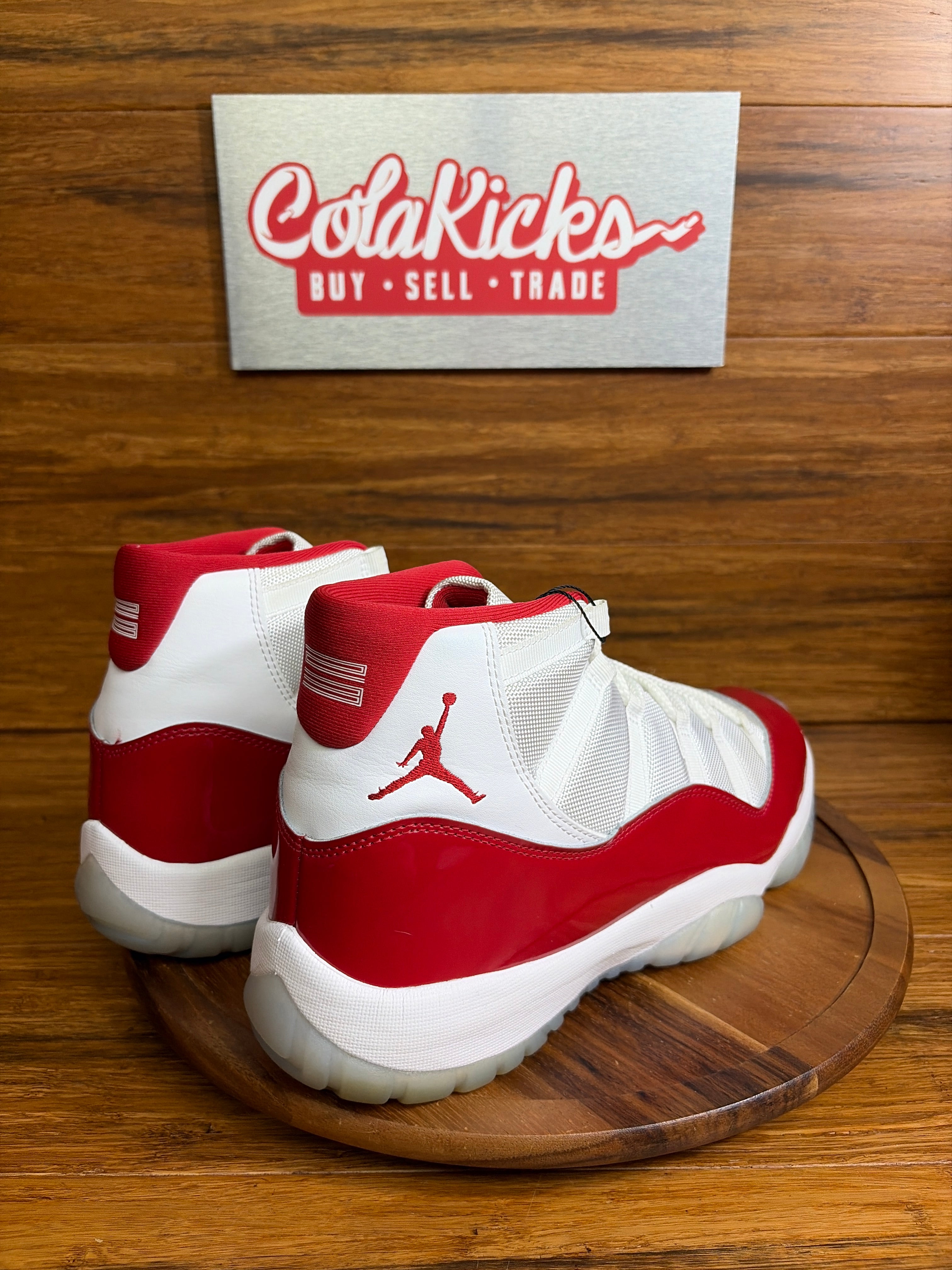Jordan 11 Retro Cherry (2022)