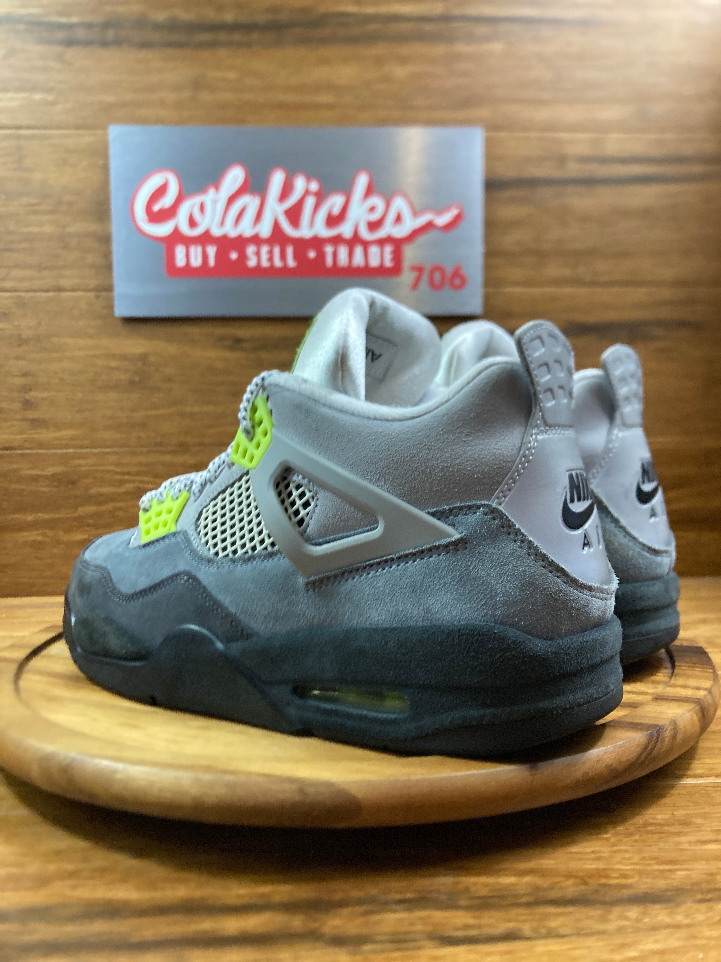 Jordan 4 Retro SE 95 Neon