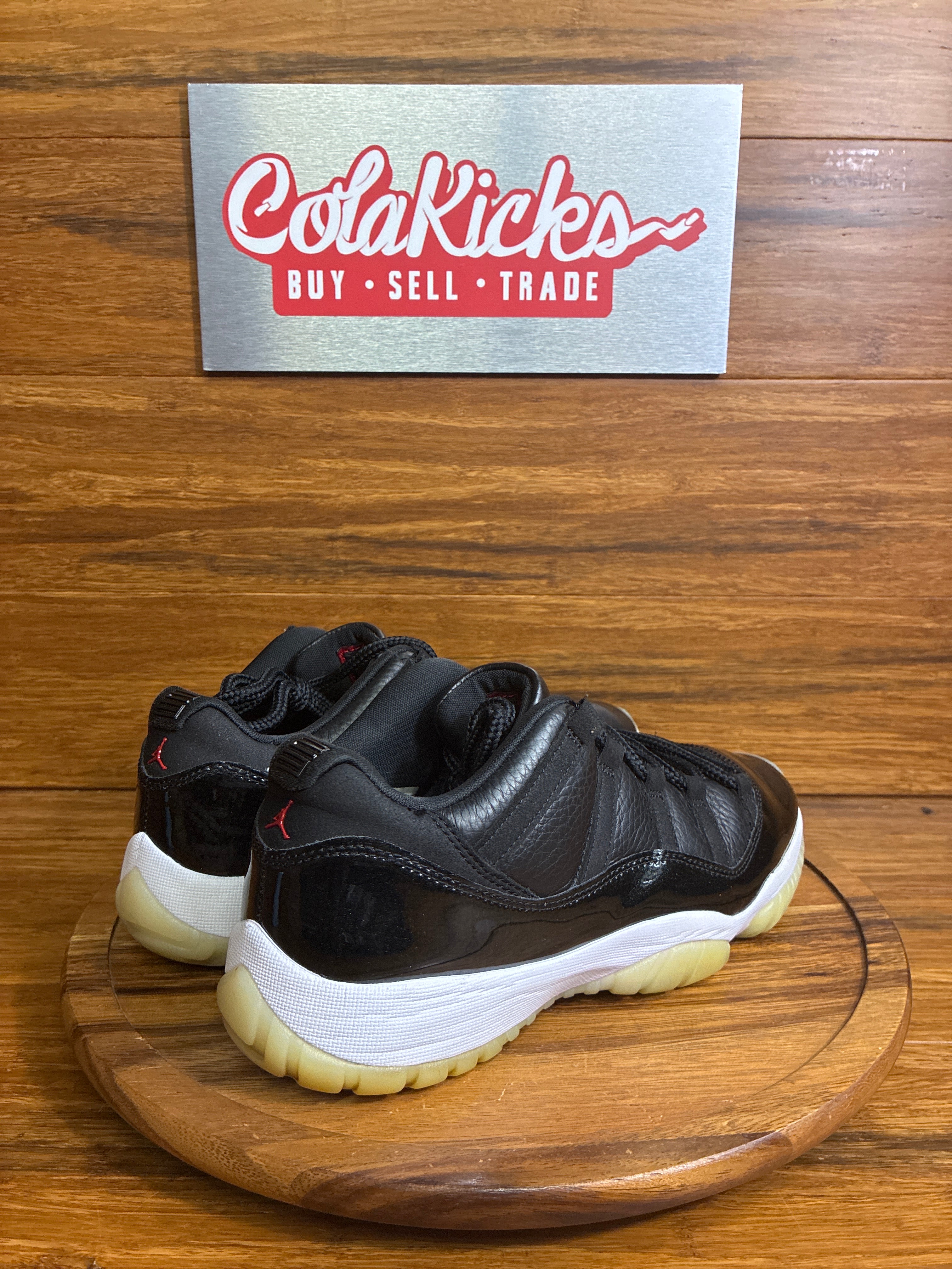 Jordan 11 Retro Low 72-10