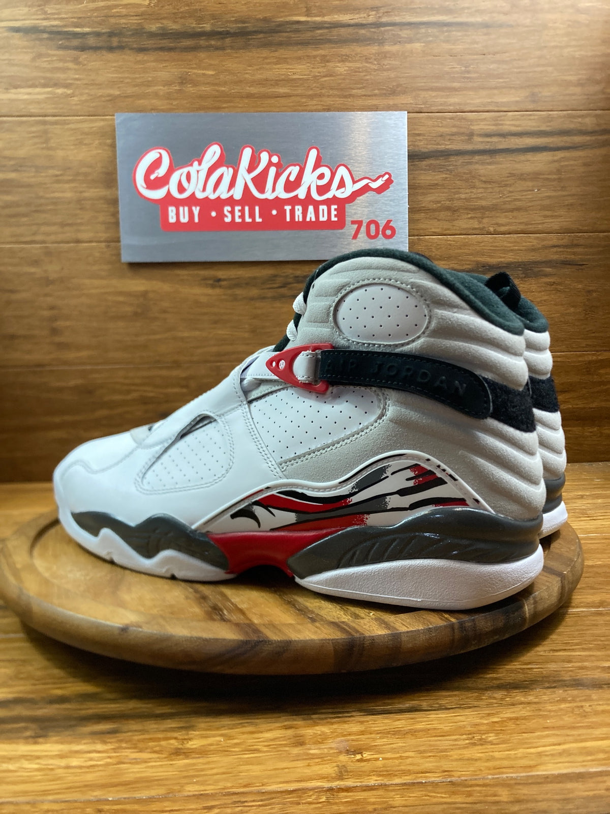 Jordan 8 Retro White True Red (2025)