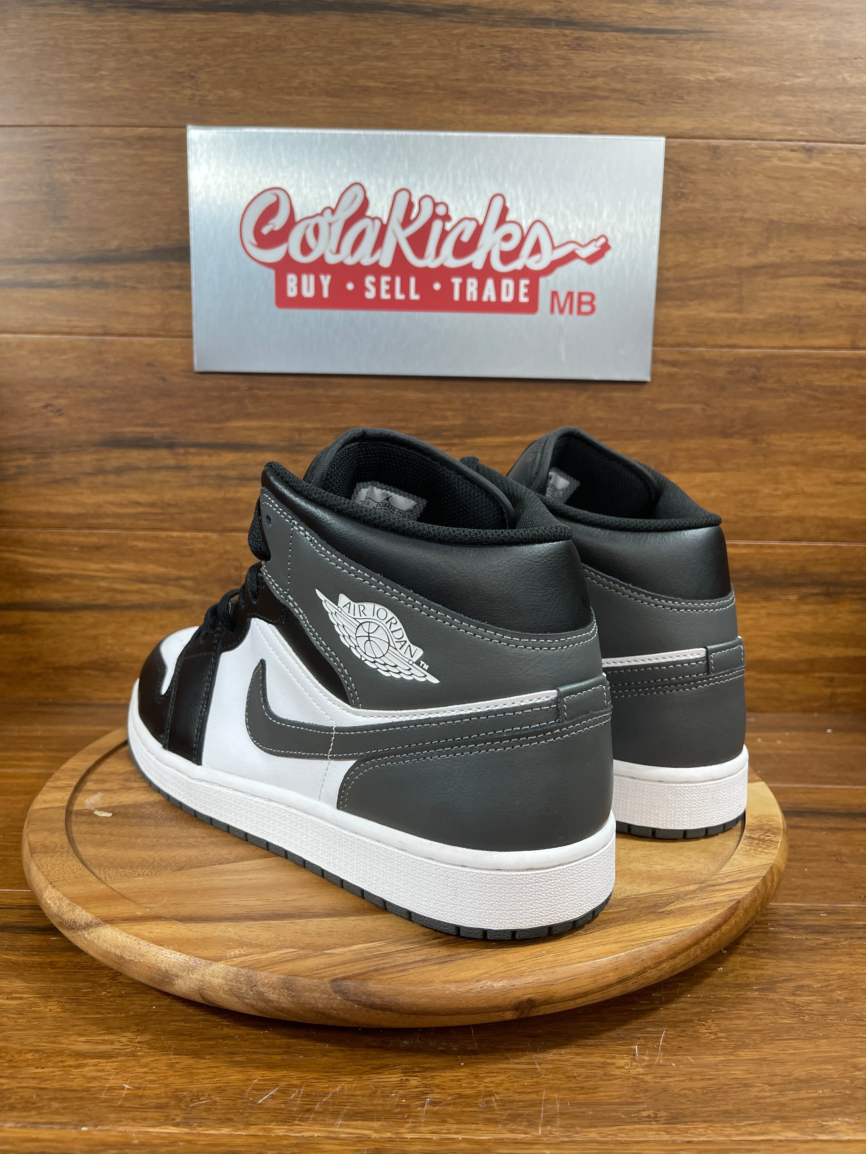 Jordan 1 Mid Black White Iron Grey