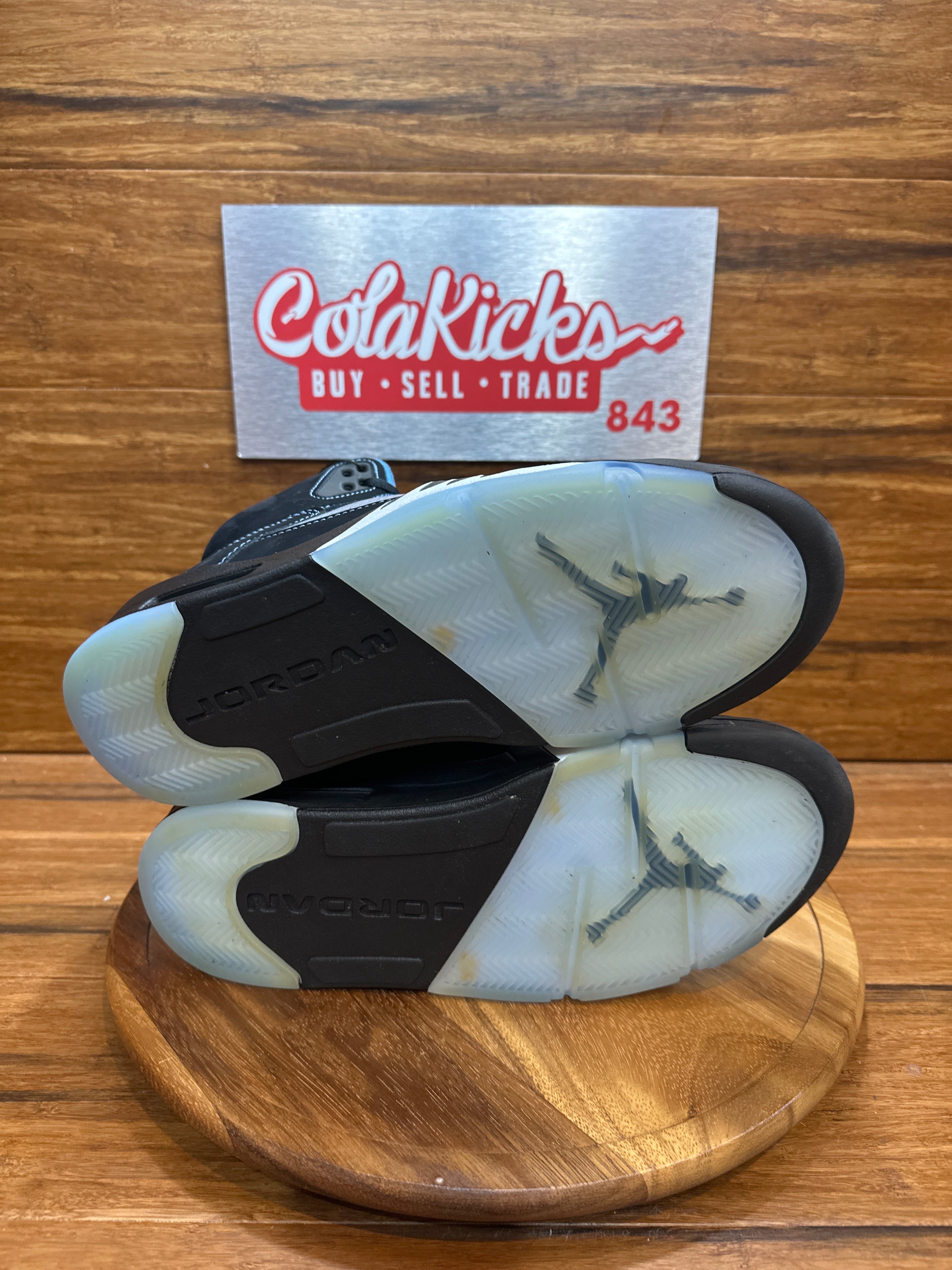 Jordan 5 Retro Black University Blue (2026)