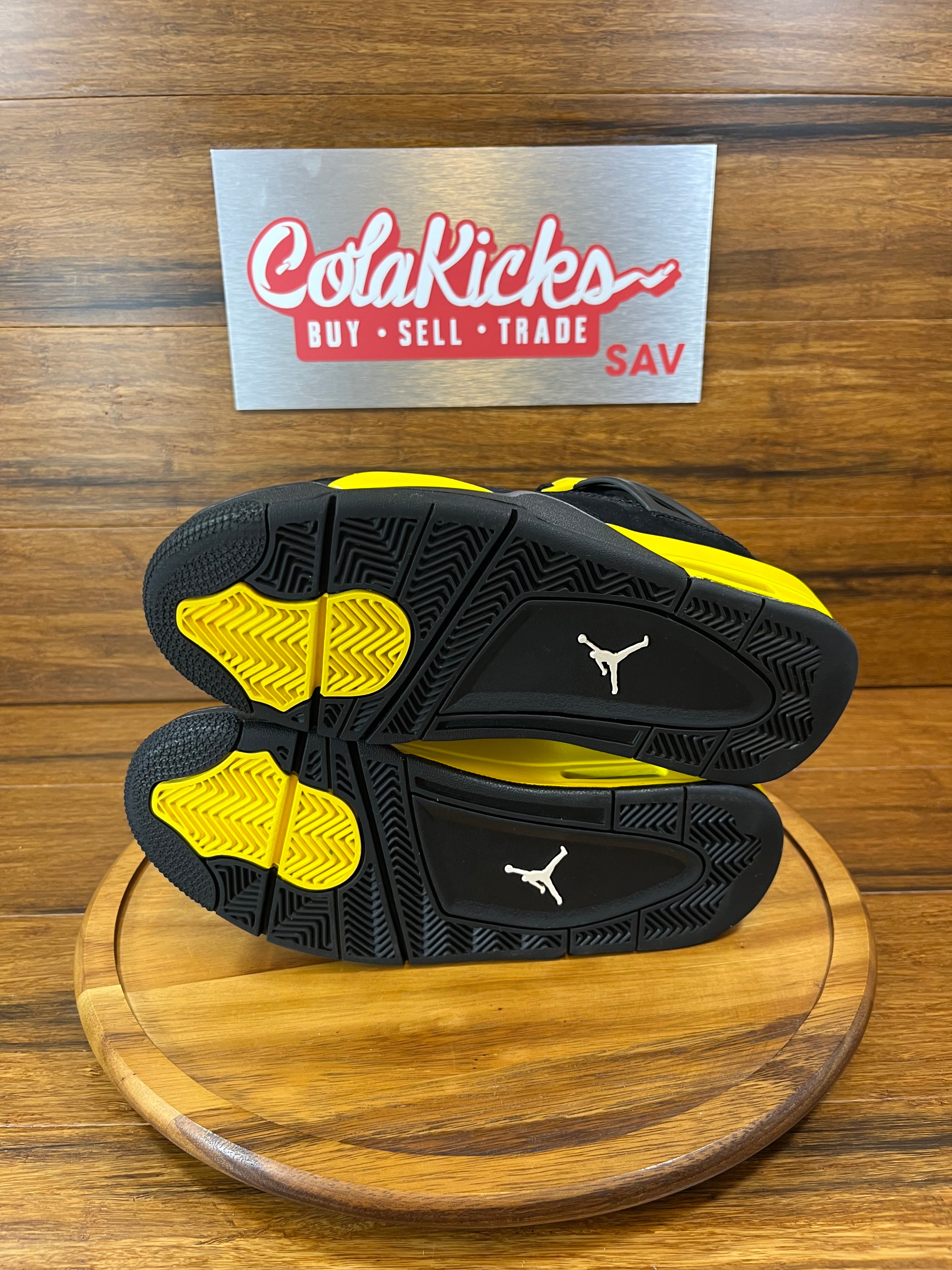 Jordan 4 Retro Thunder (2023) (GS)