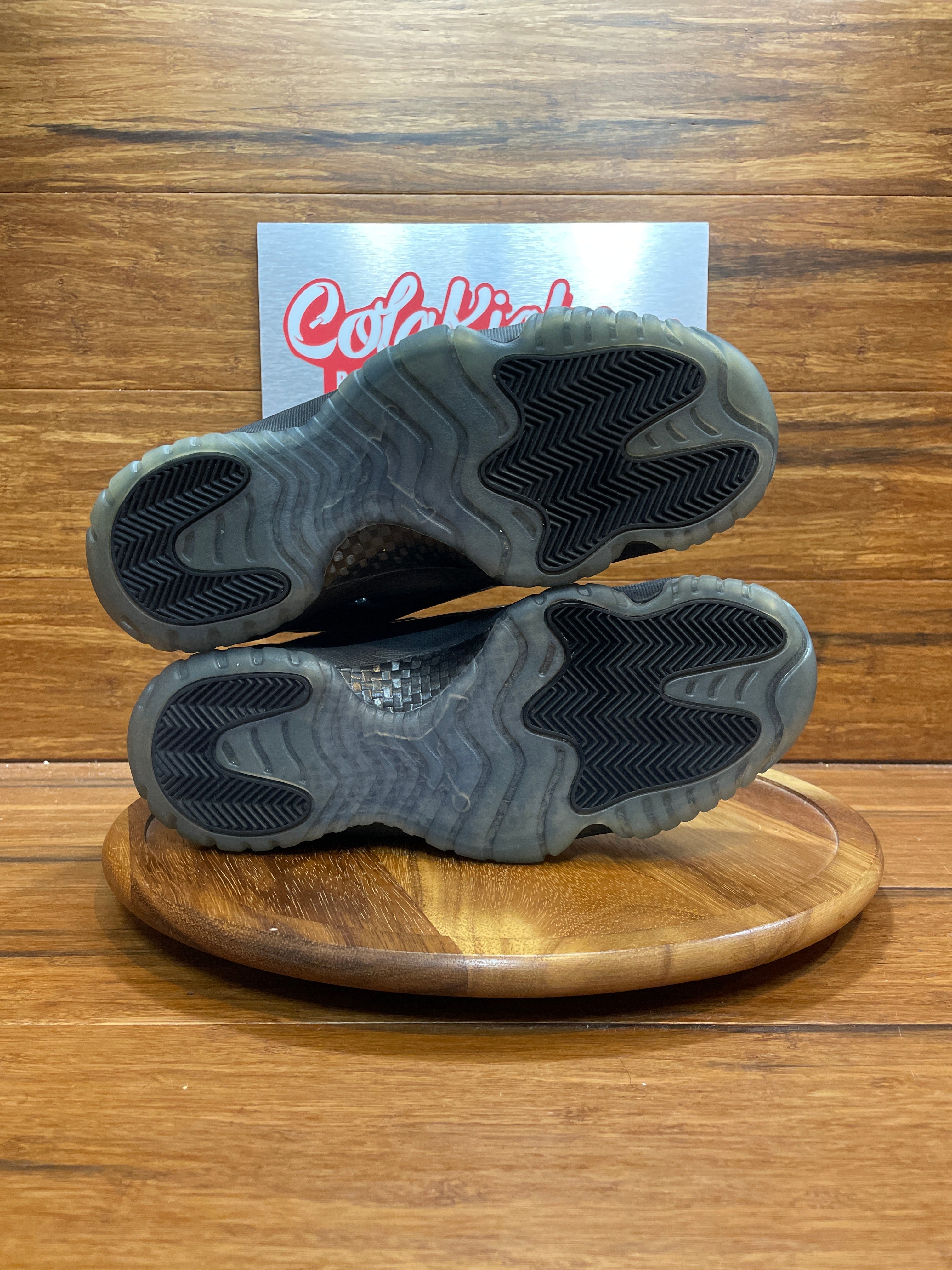 Jordan 11 Retro Cap and Gown