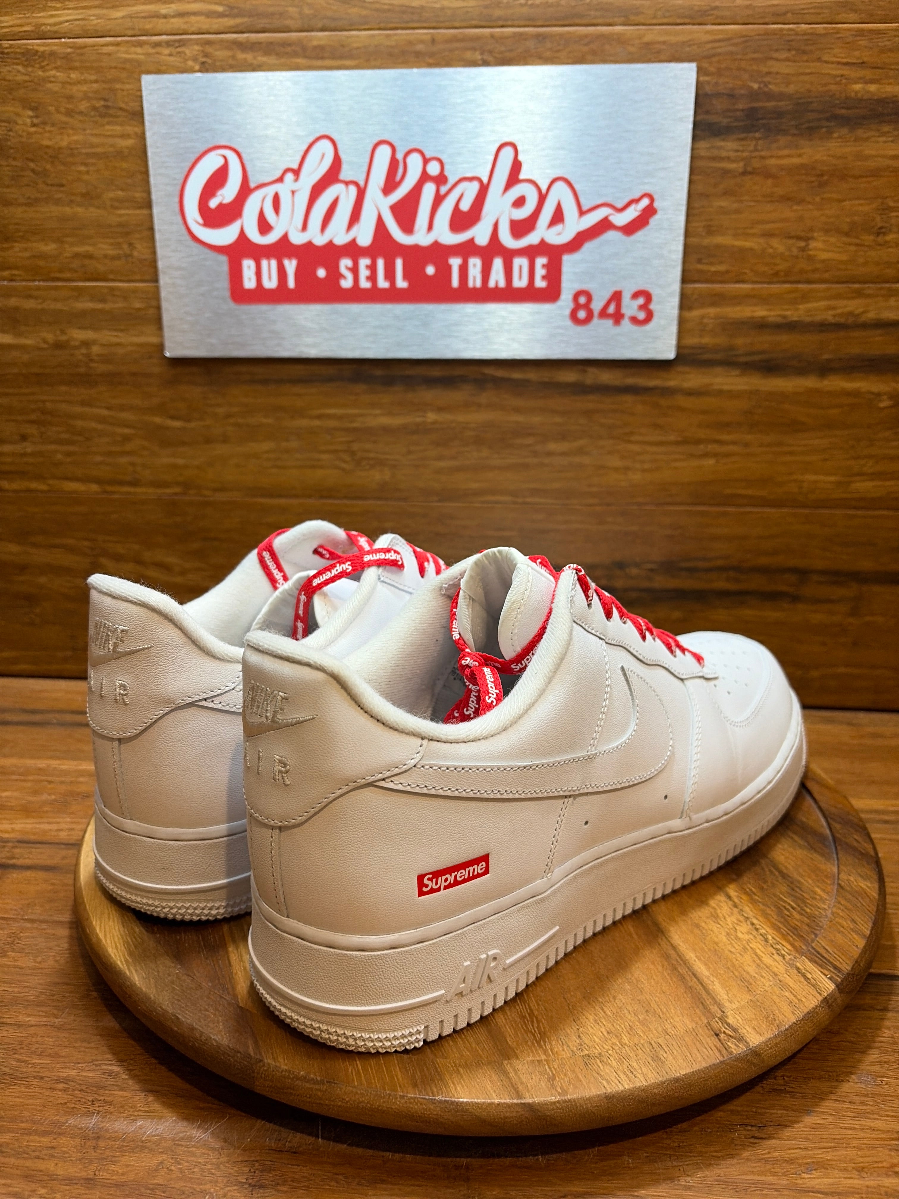 Nike Air Force 1 Low Supreme White