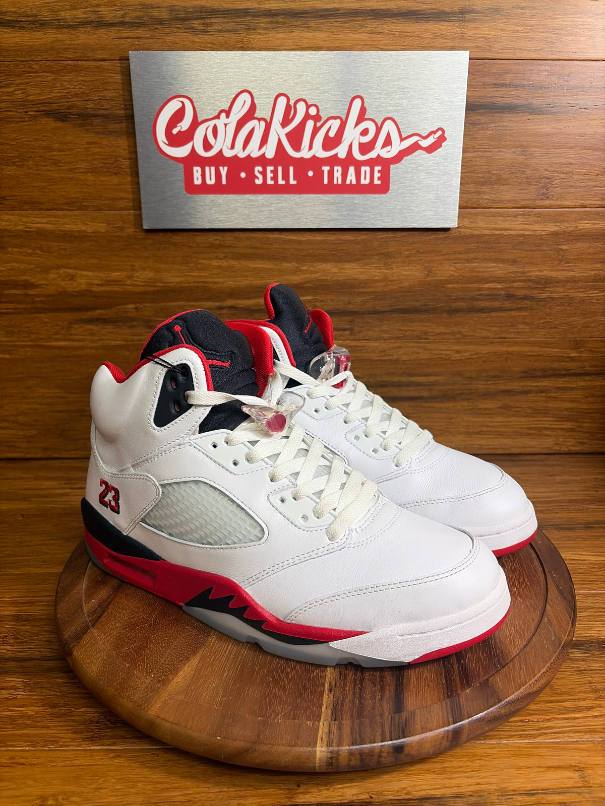 Jordan 5 Retro Fire Red Black Tongue (2025)