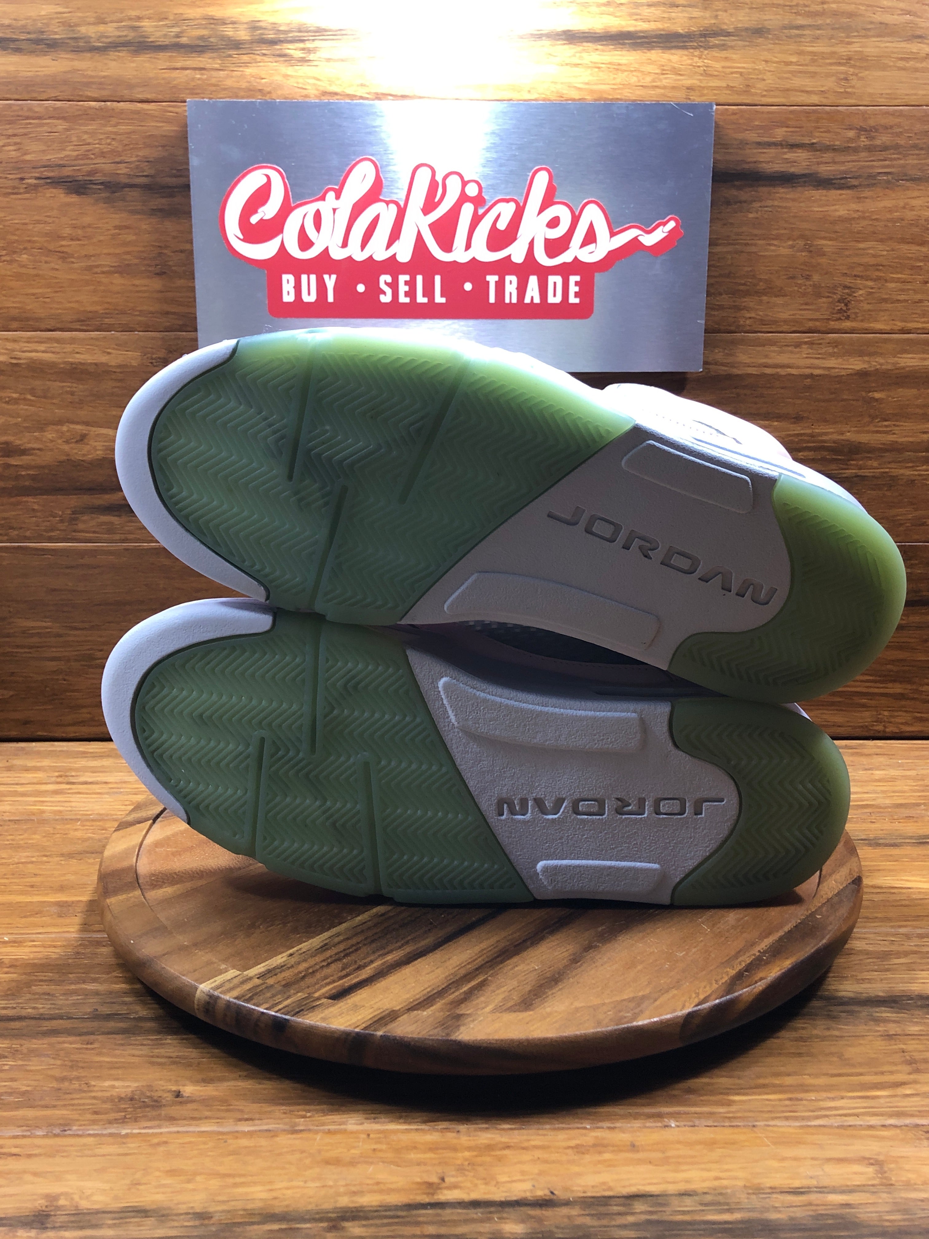 Jordan 5 Retro Easter (2022)