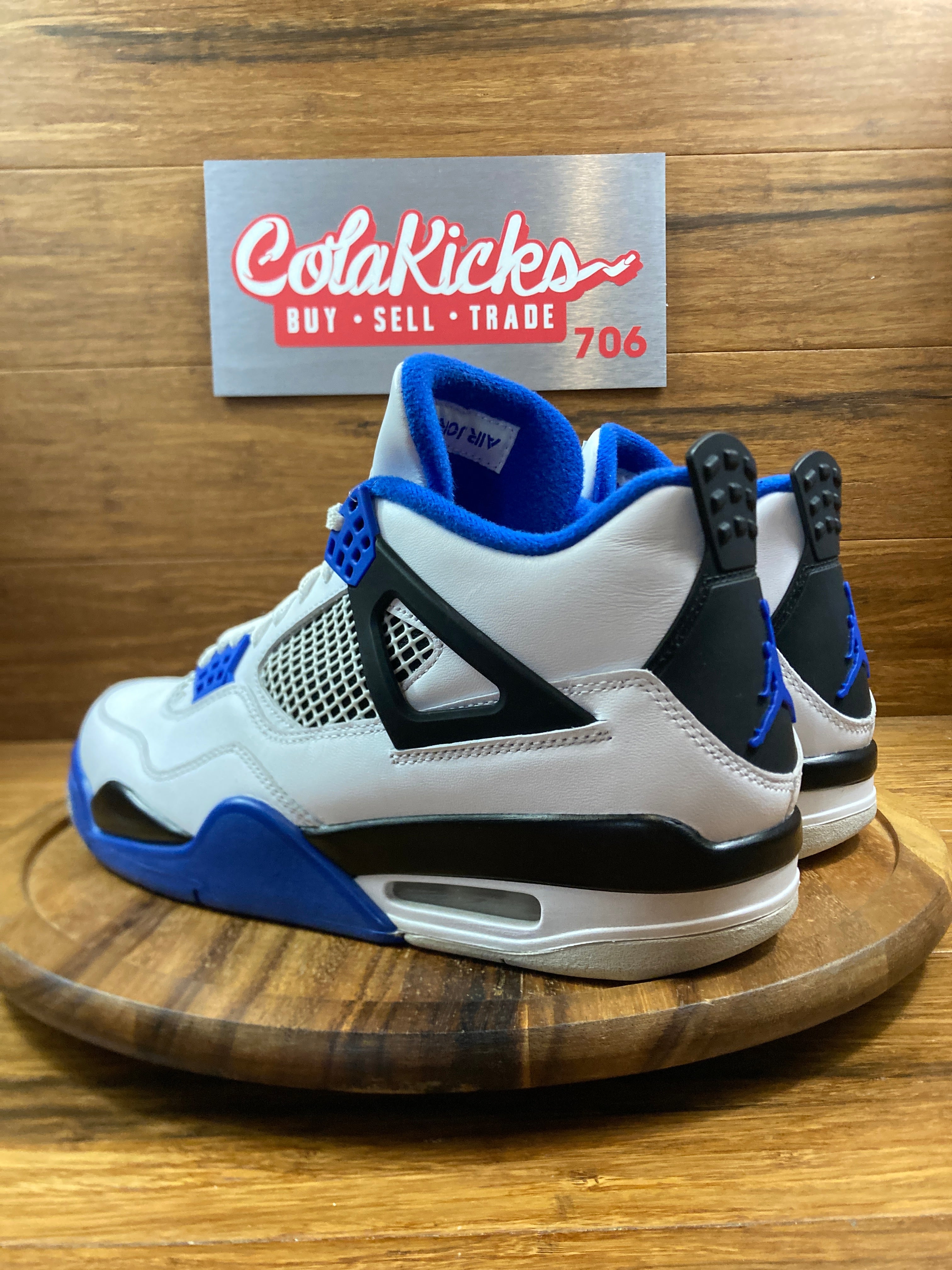 Jordan 4 Retro Motorsports (2017)