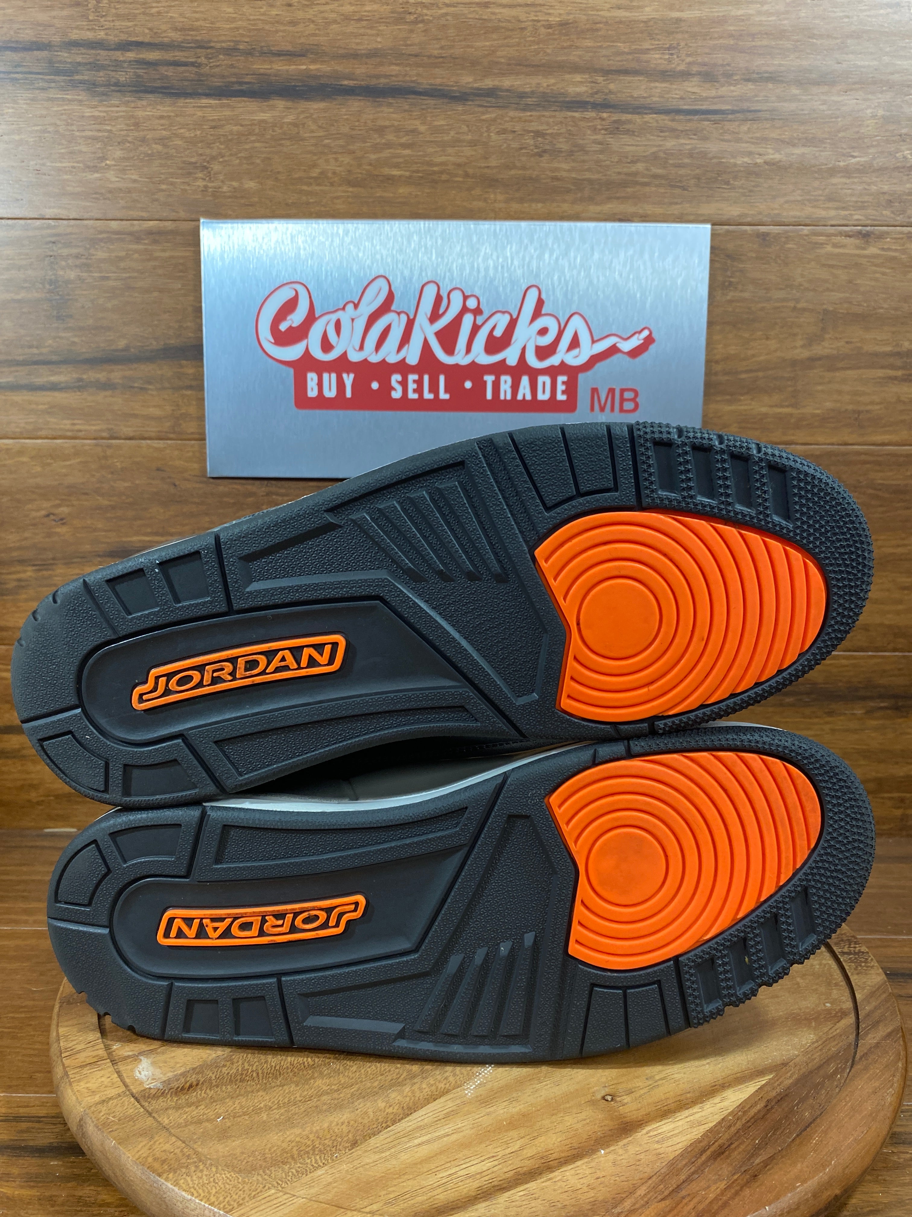 Jordan 3 Retro Fear Pack (2023)