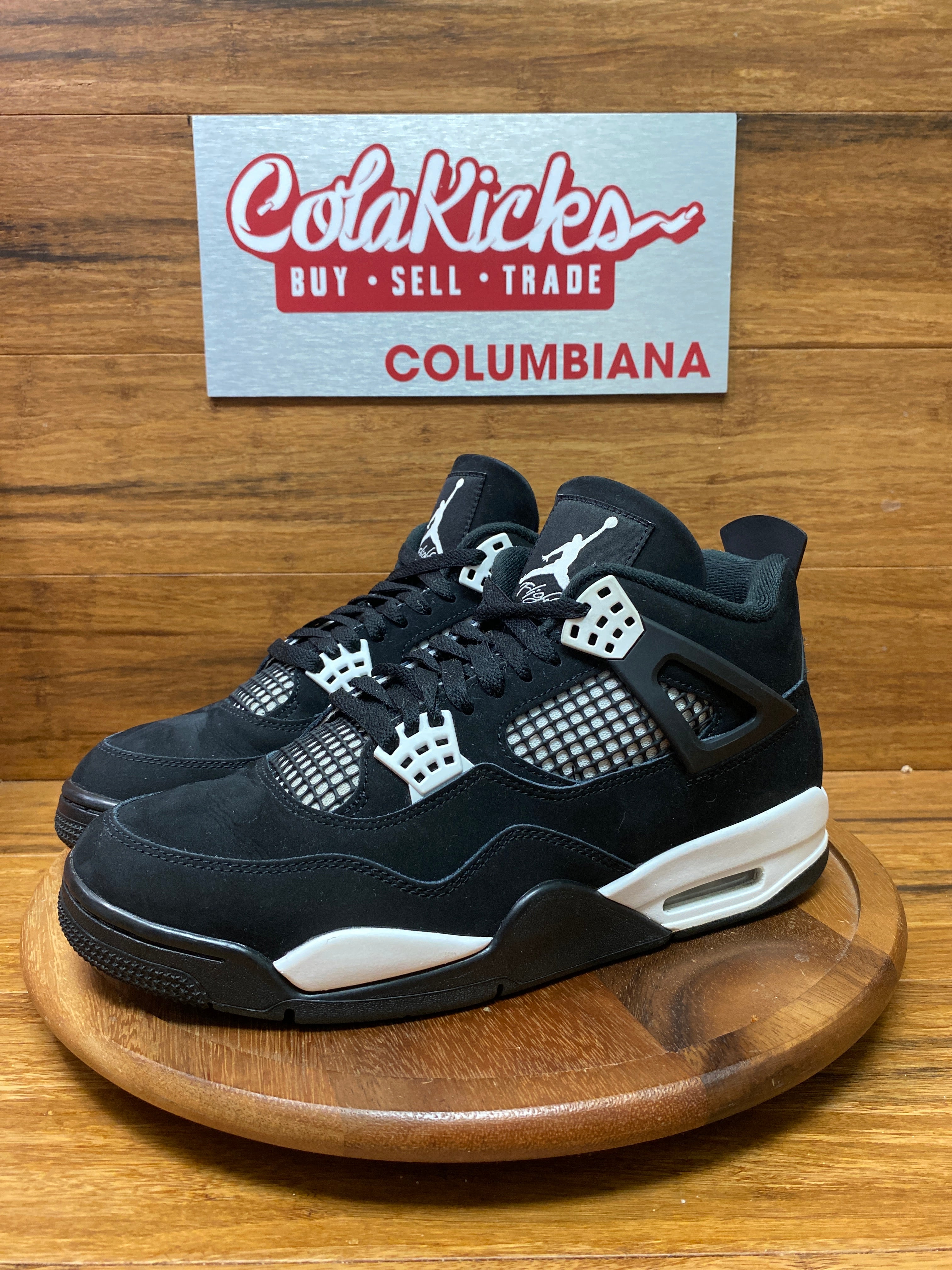 Jordan 4 Retro White Thunder