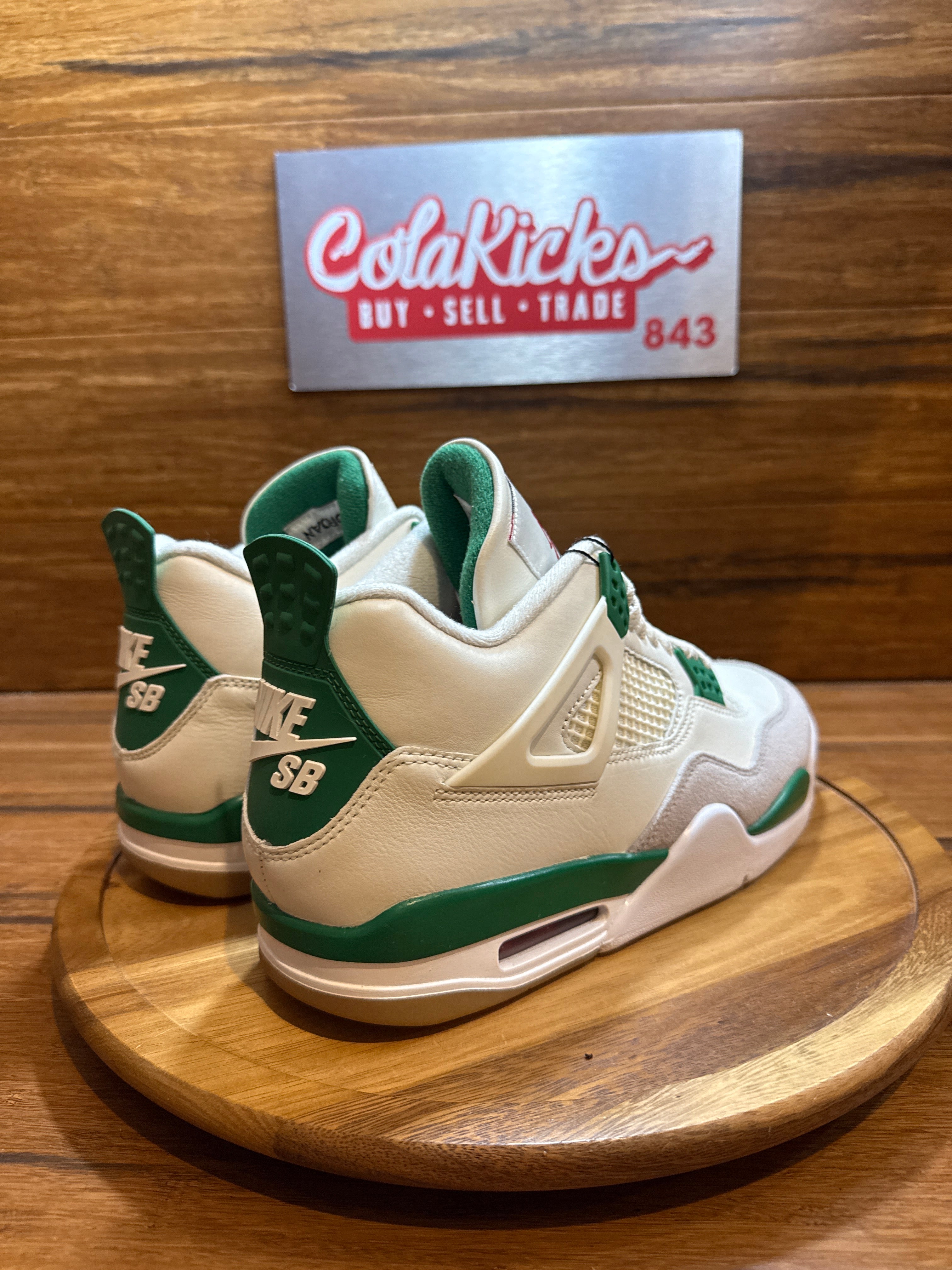 Jordan 4 Retro SB Pine Green