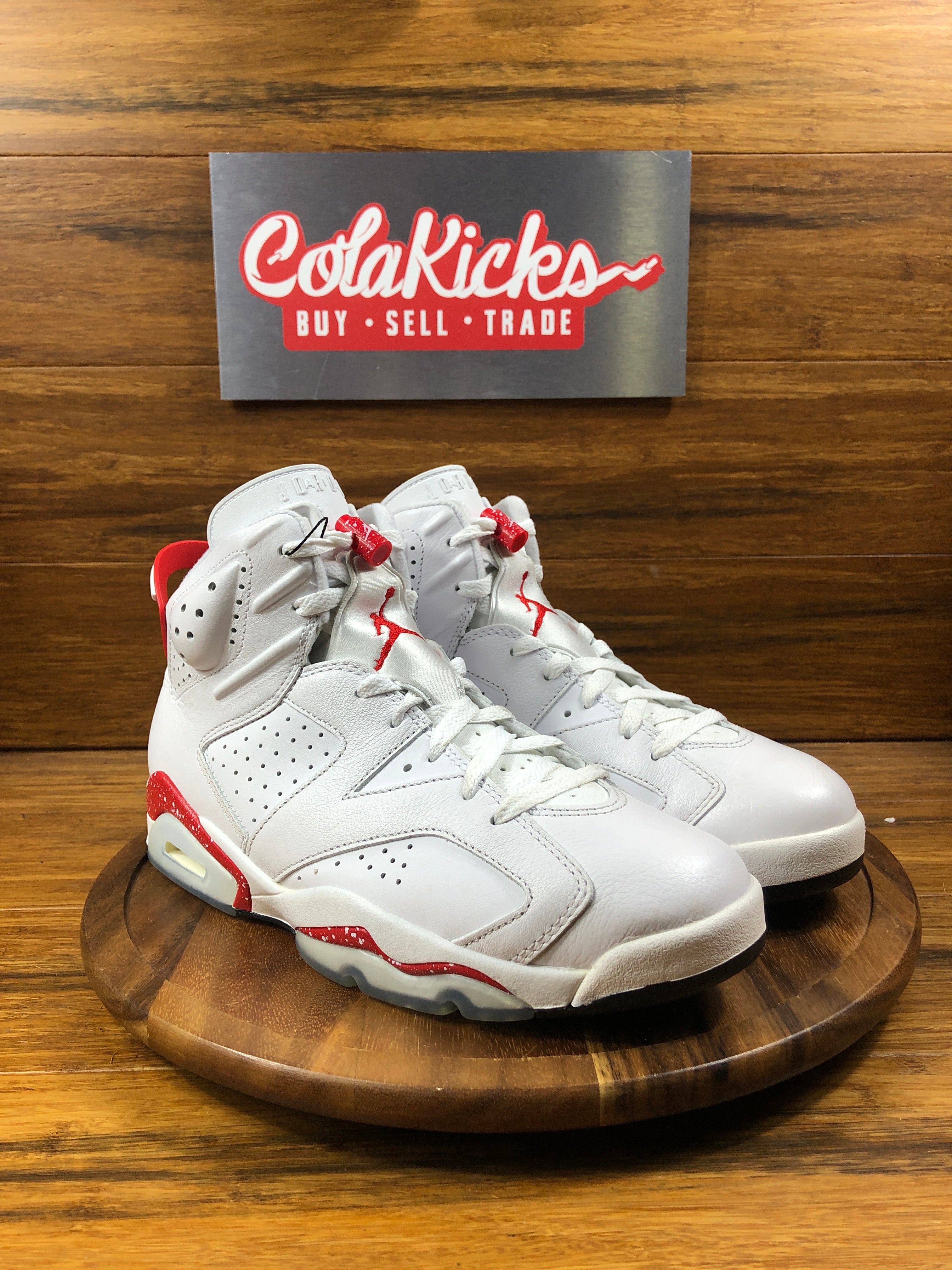 Jordan 6 Retro Red Oreo