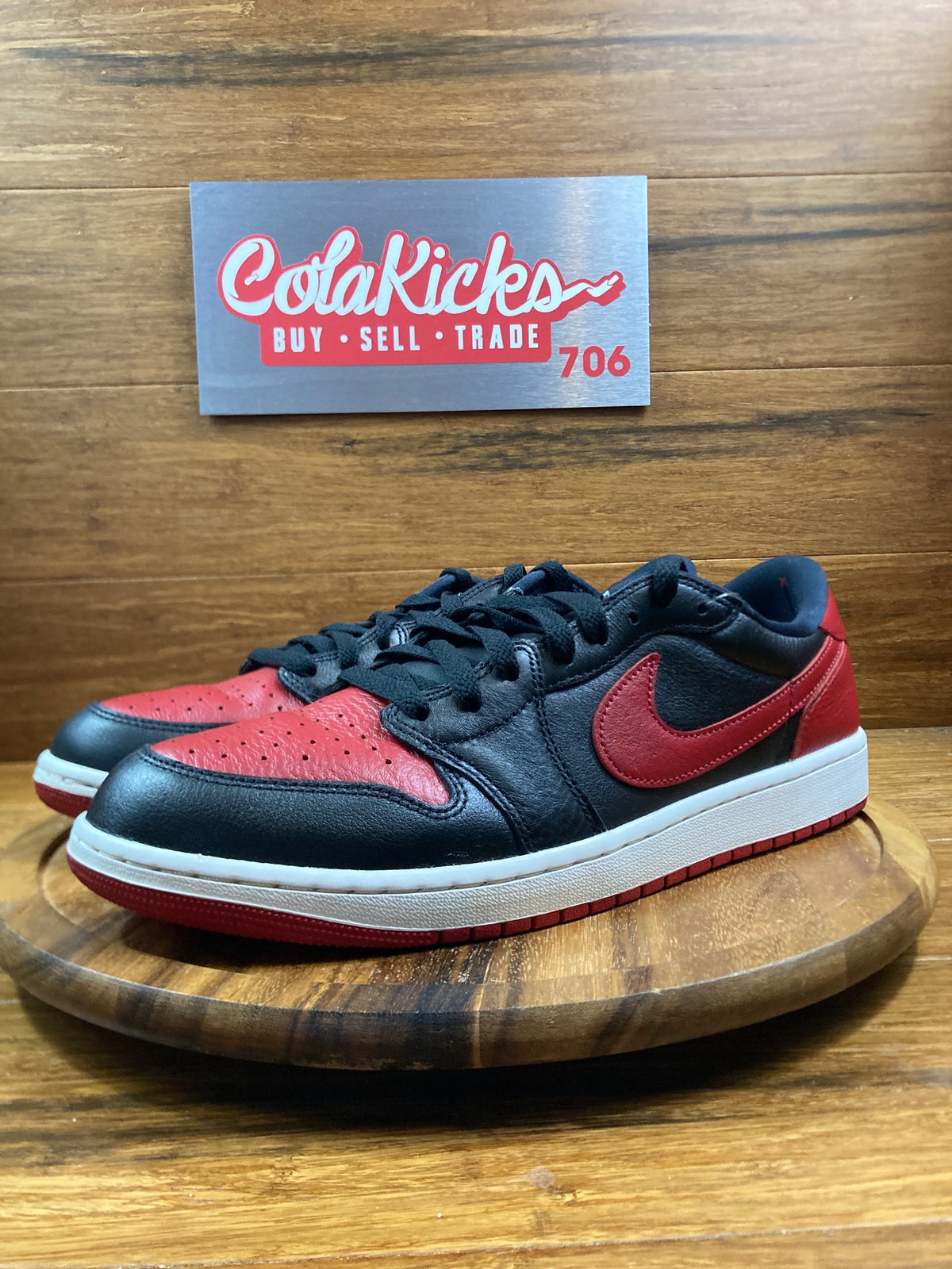 Jordan 1 Retro Low OG Banned
