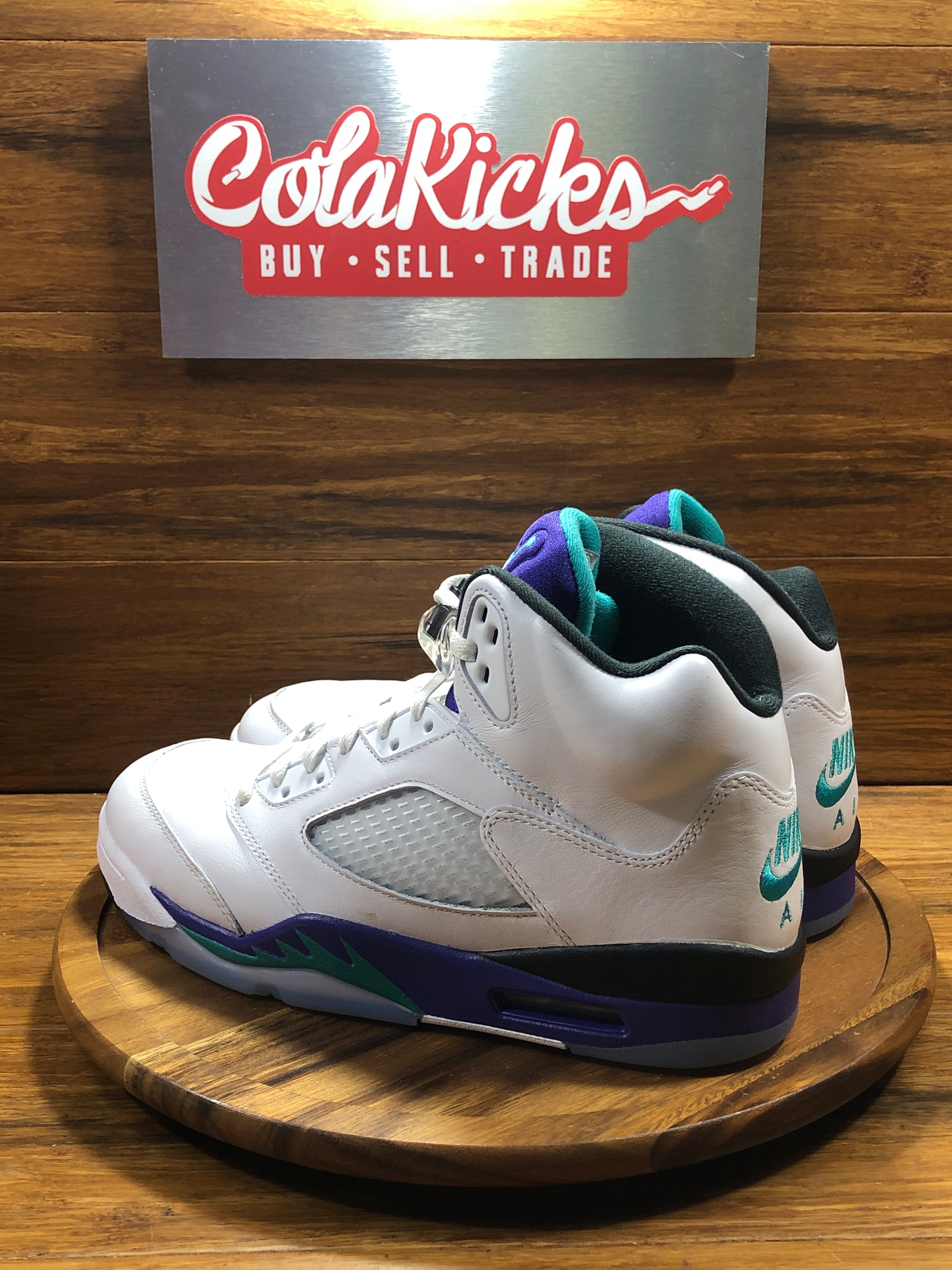 Jordan 5 Retro Grape (2025)