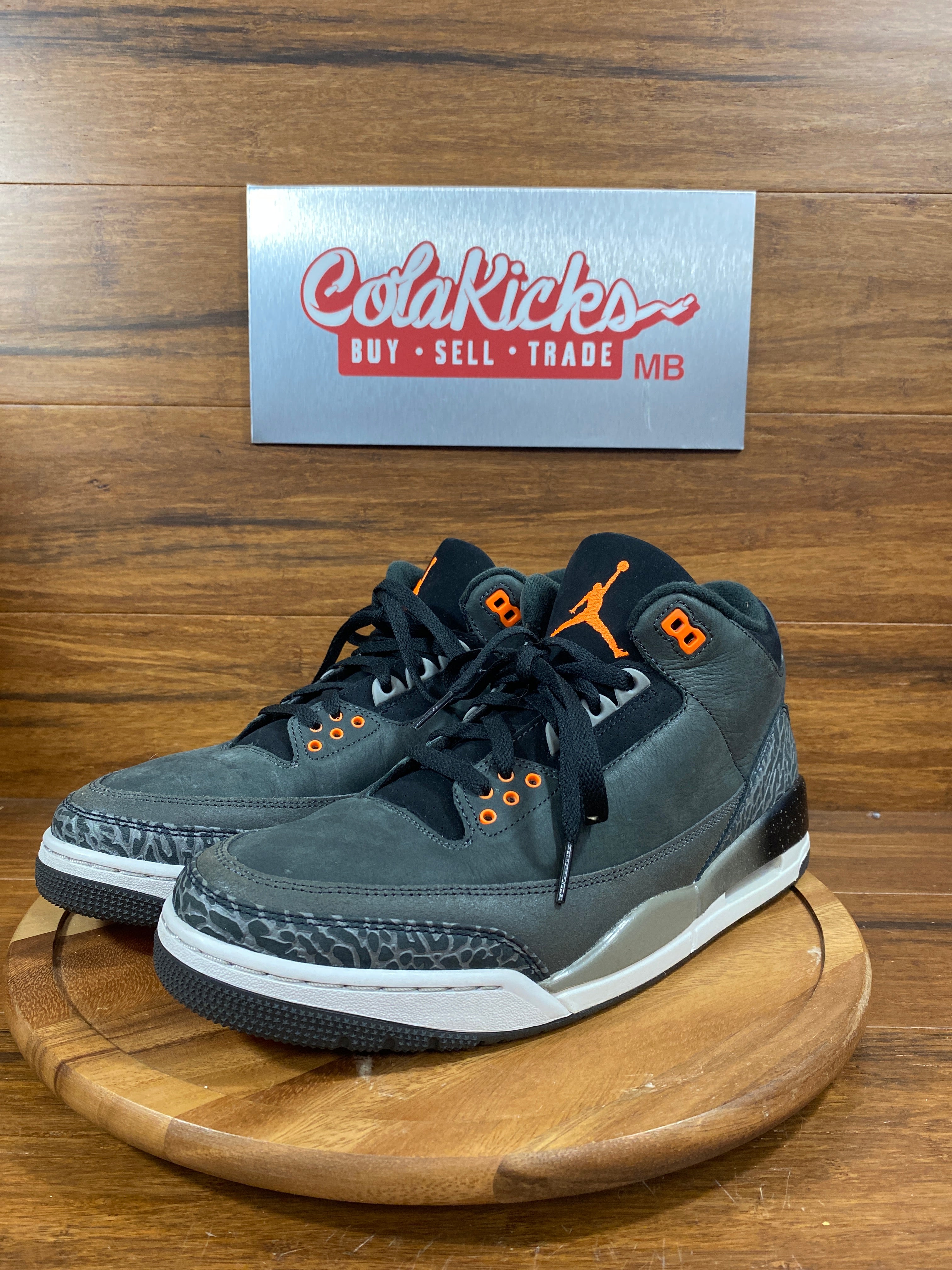 Jordan 3 Retro Fear Pack (2023)