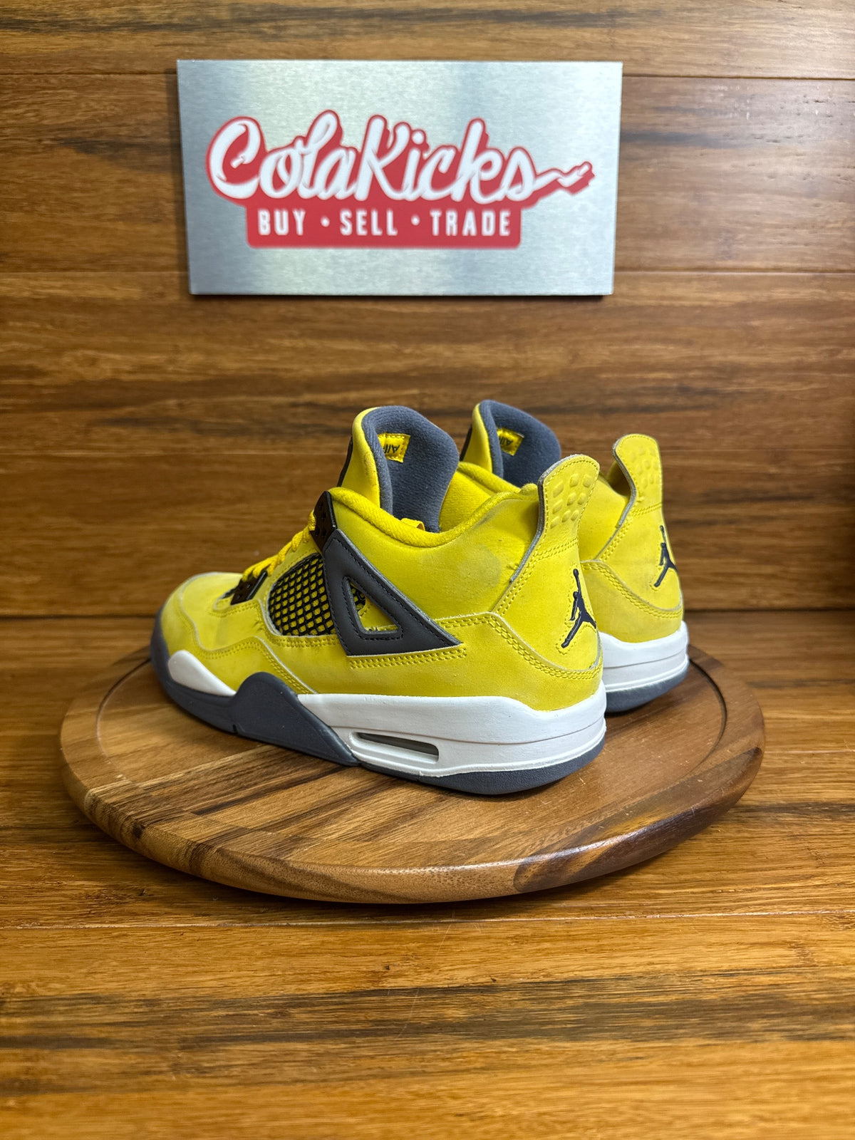 Jordan 4 Retro Lightning (2021) (GS)