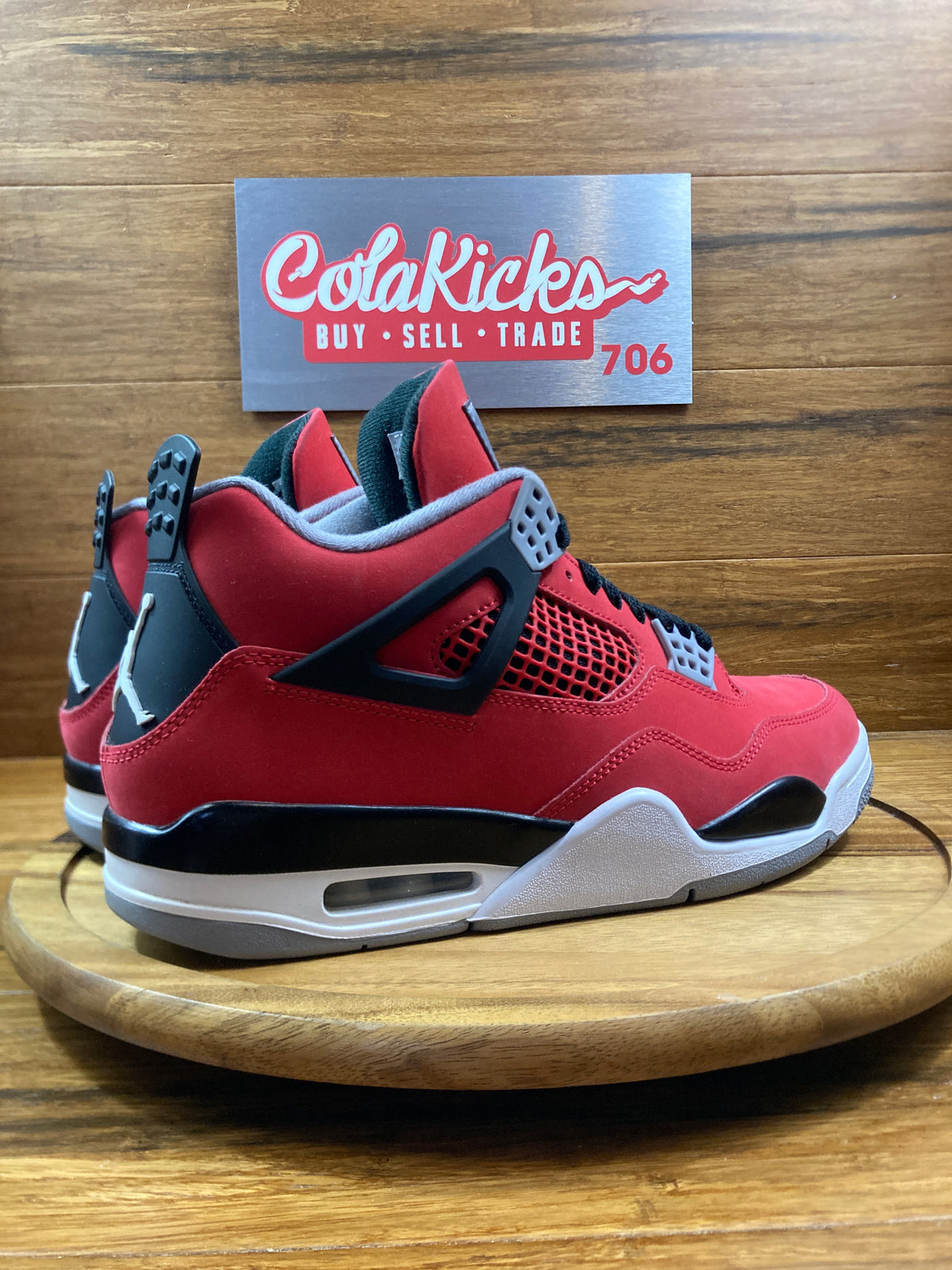 Jordan 4 Retro Toro Bravo (2026)