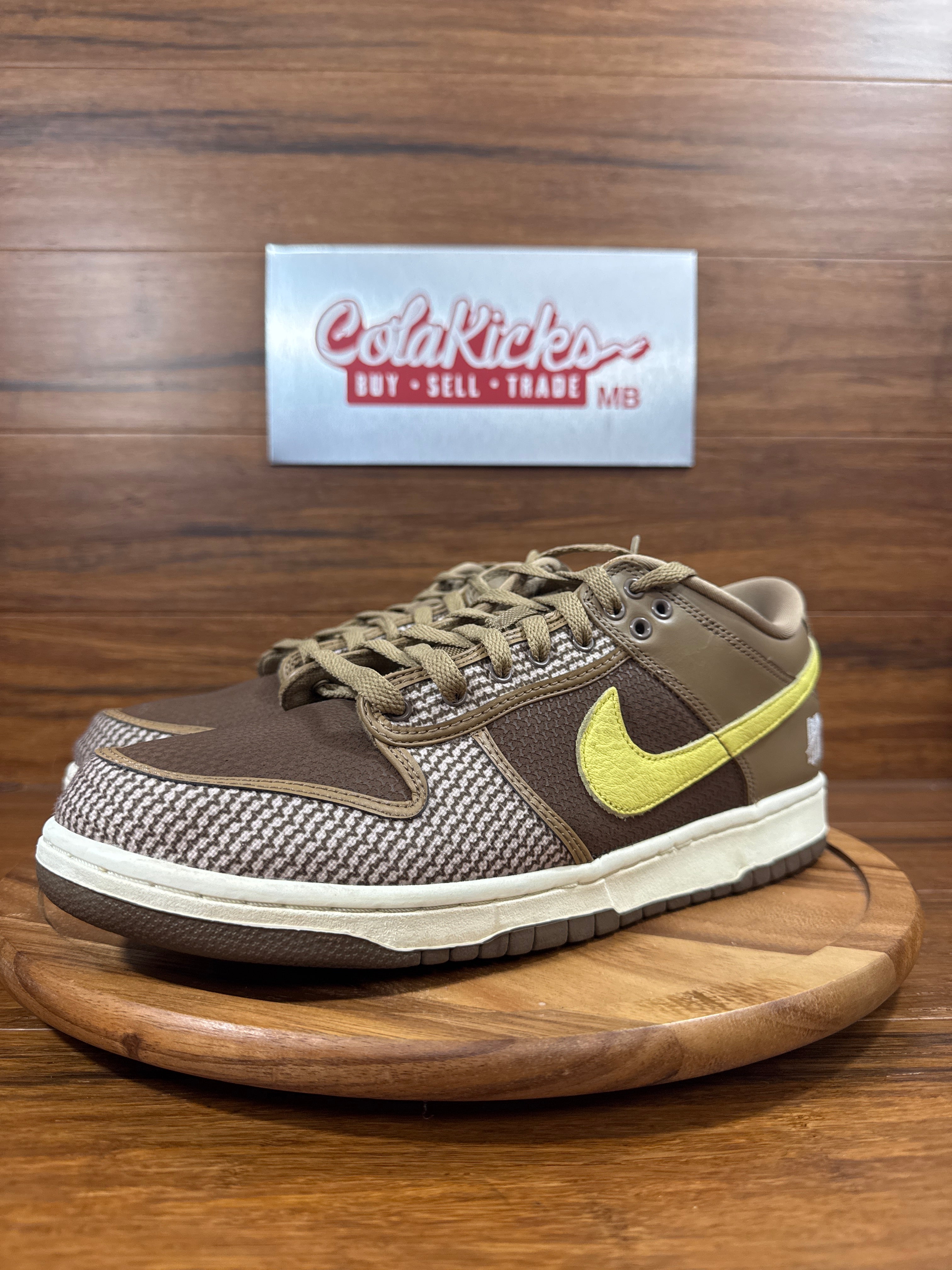 Nike Dunk Low SP Undefeated Canteen Dunk vs. AF1 Pack