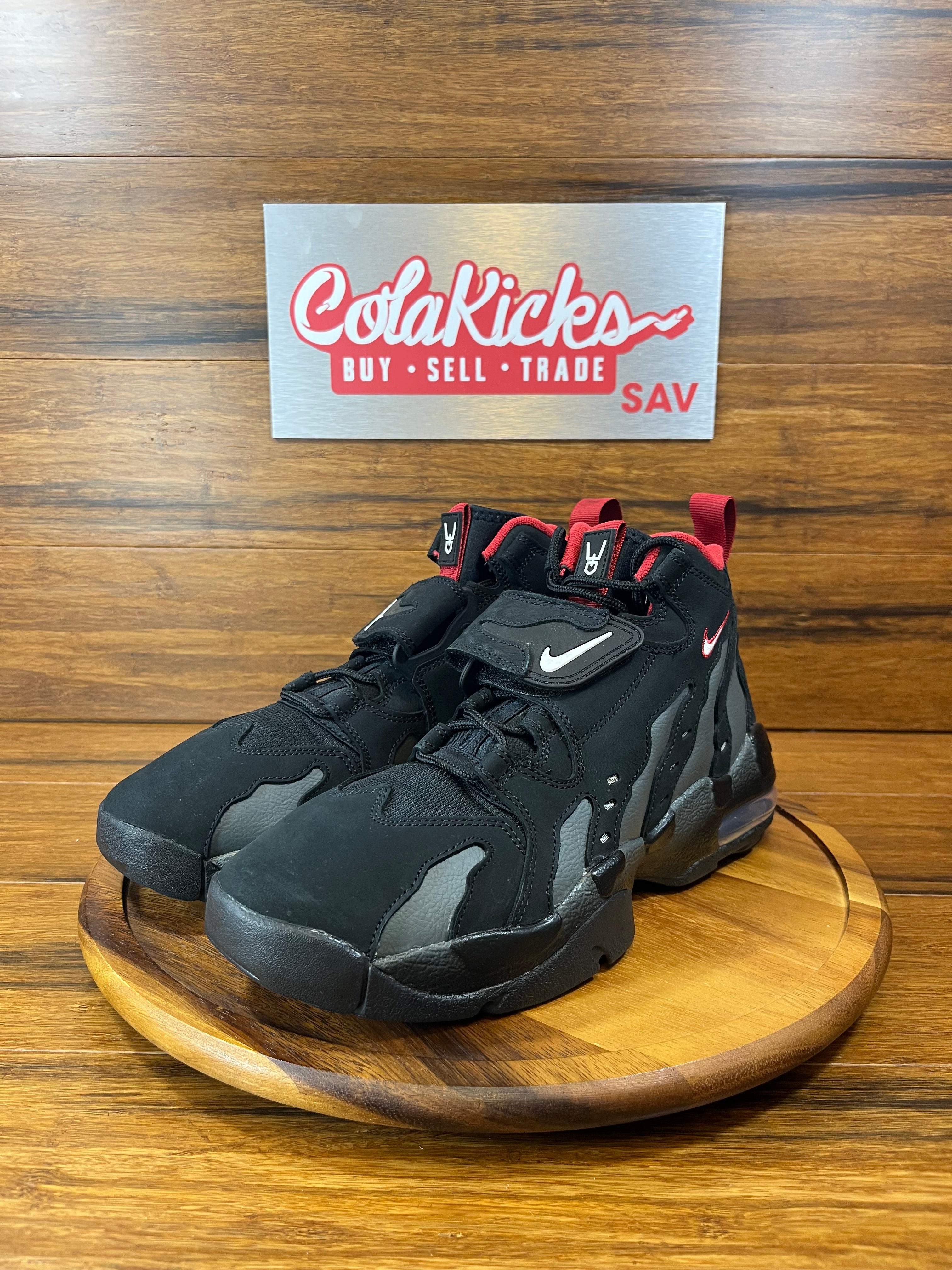 Nike Air DT Max '96 Falcons