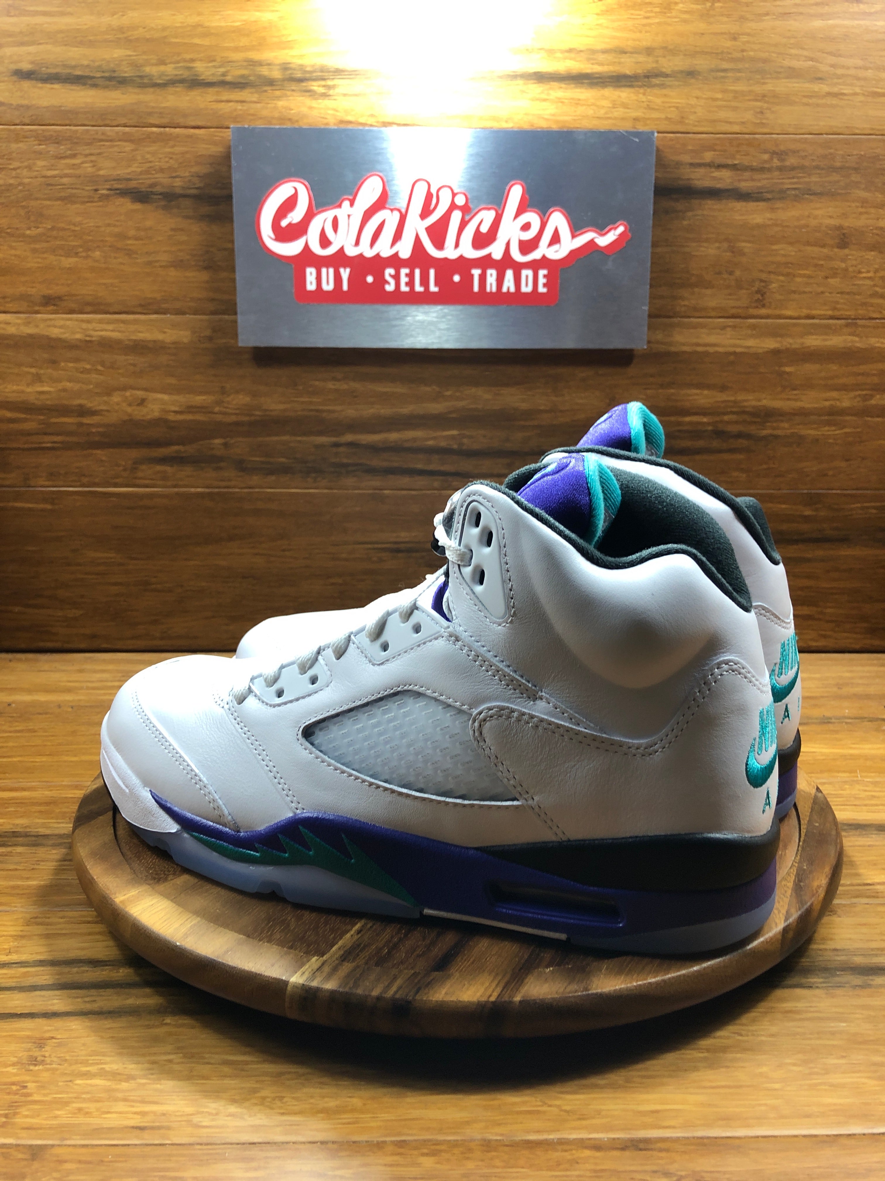 Jordan 5 Retro Grape (2025)