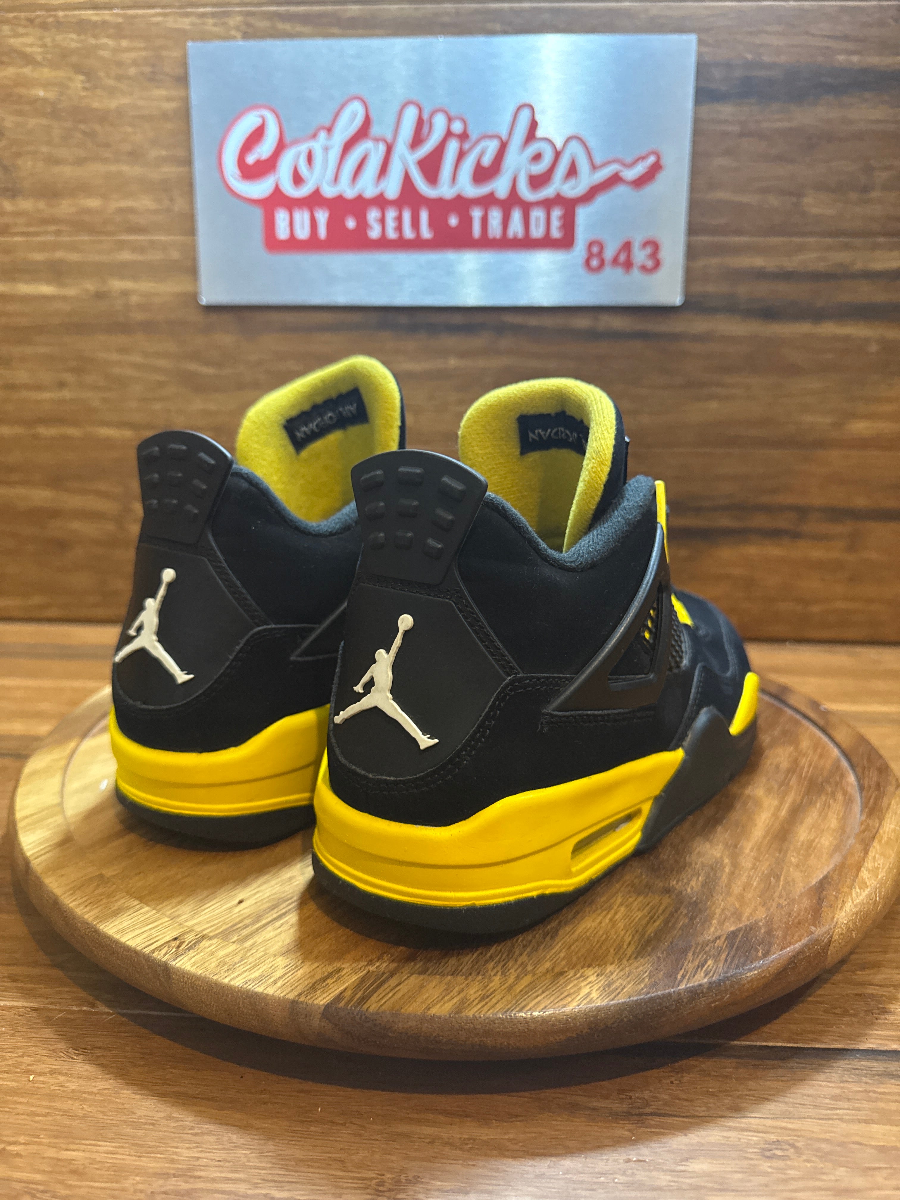 Jordan 4 Retro Thunder (GS)