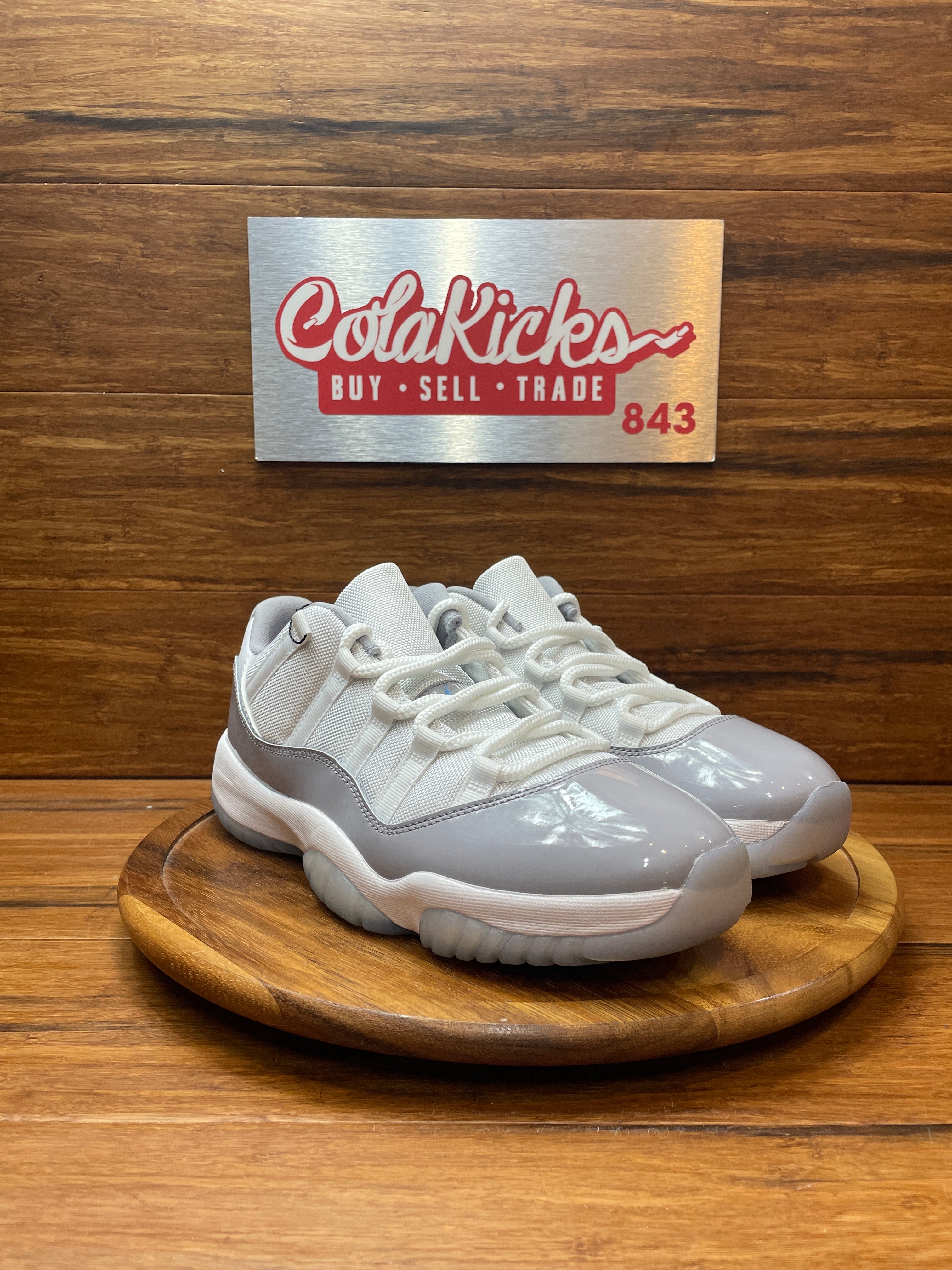 Jordan 11 Retro Low Cement Grey