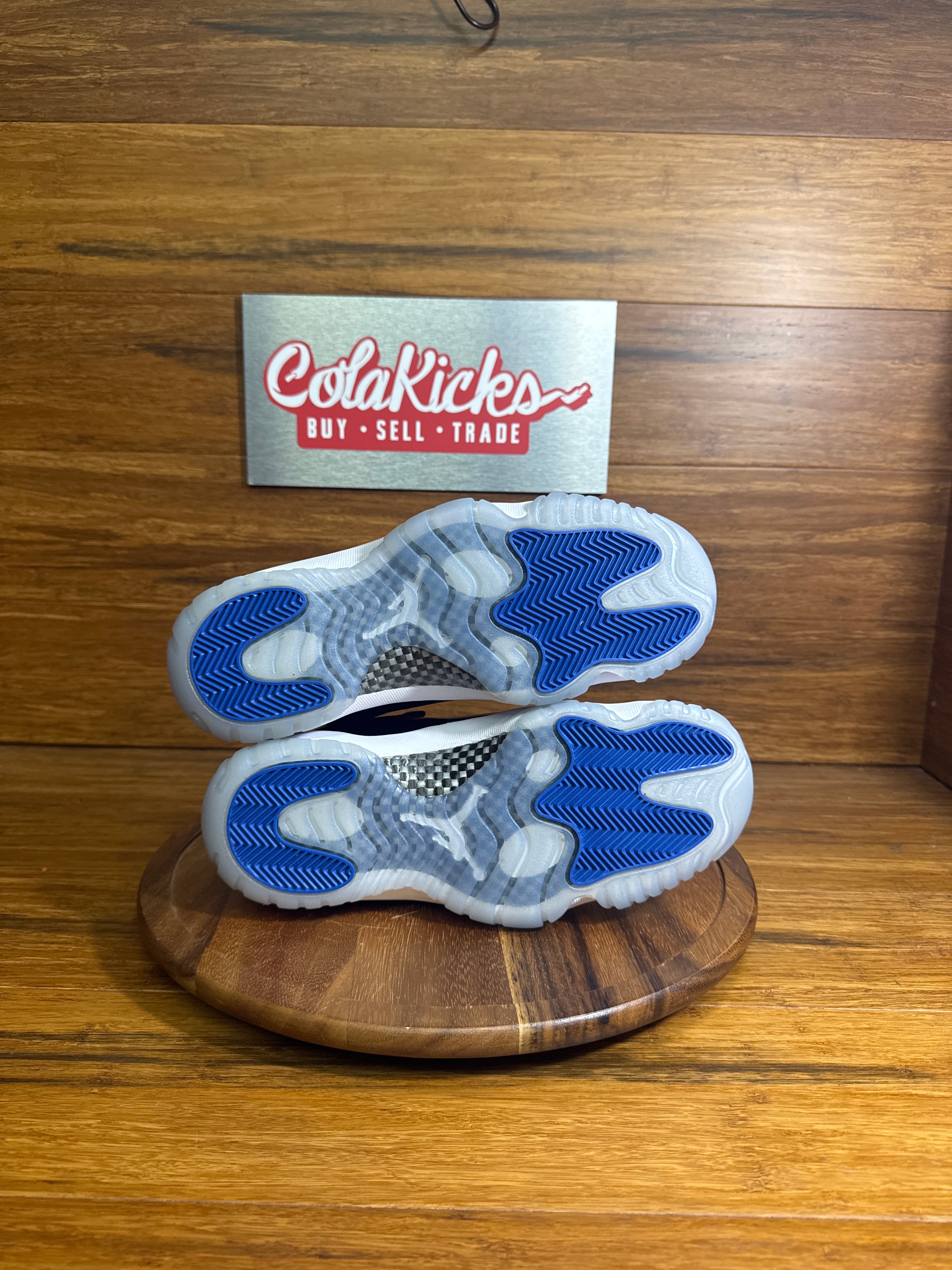 Jordan 11 Retro Low Space Jam
