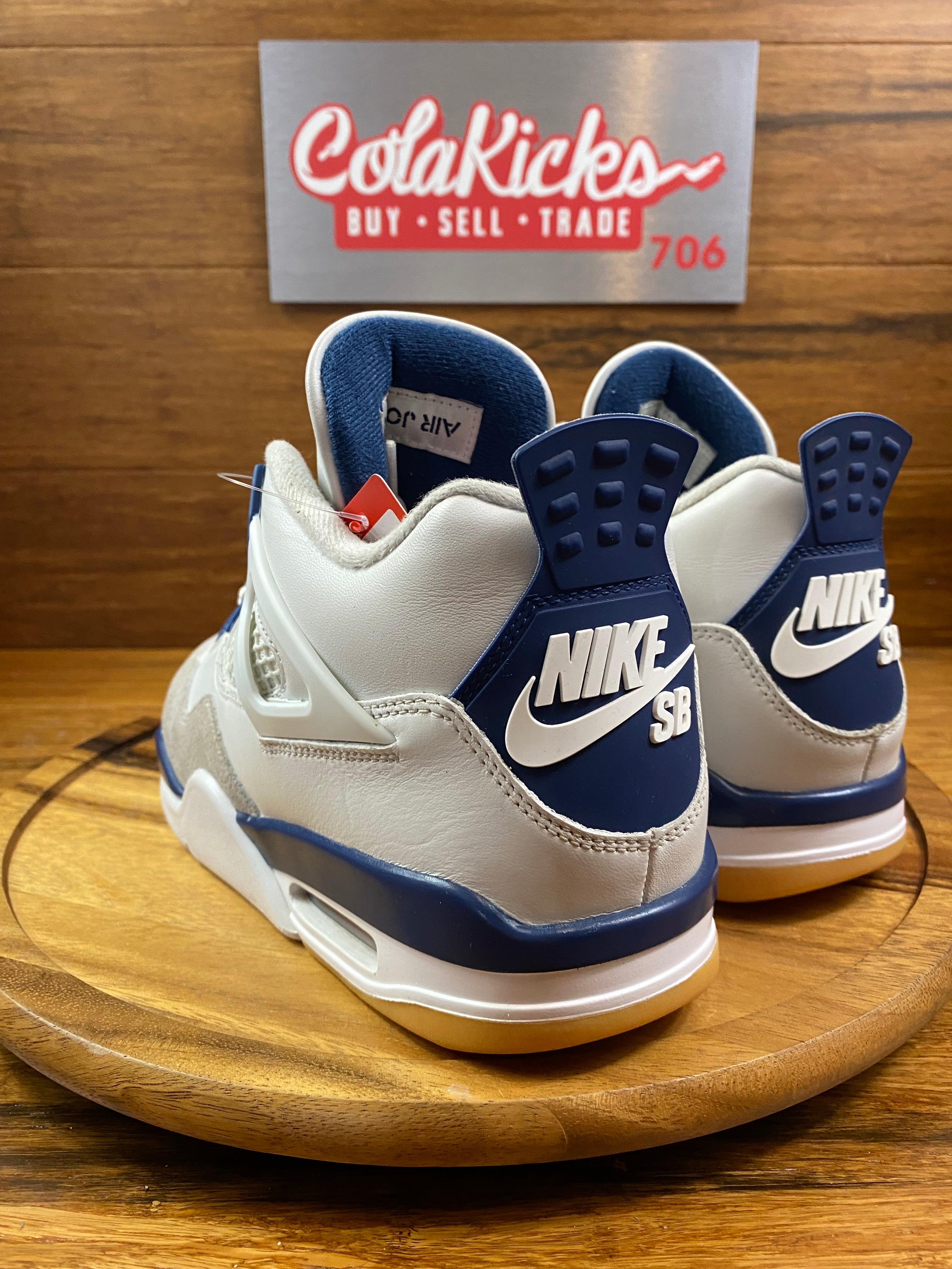 Jordan 4 Retro SB Navy