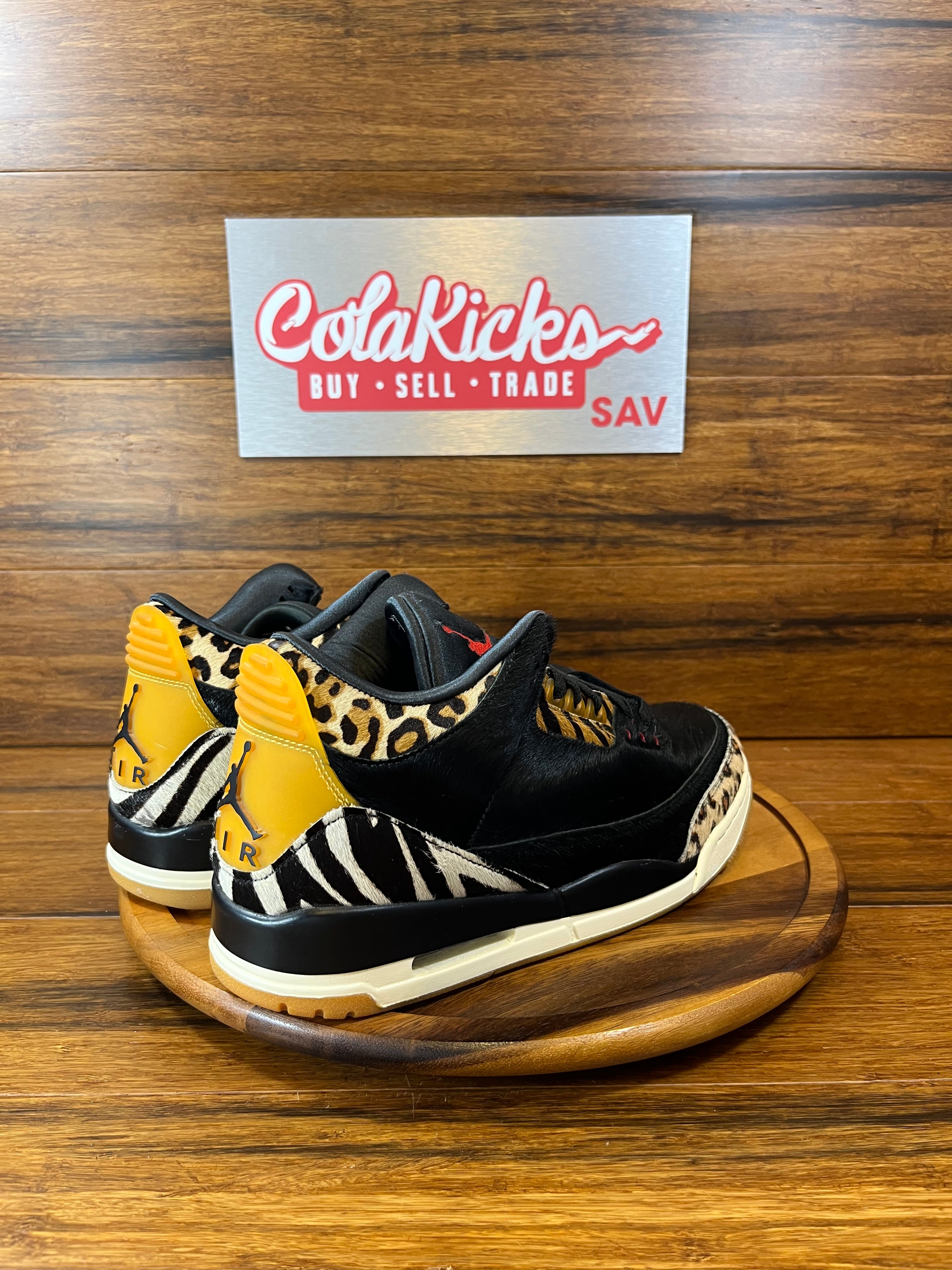 Jordan 3 Retro SE Animal Instinct